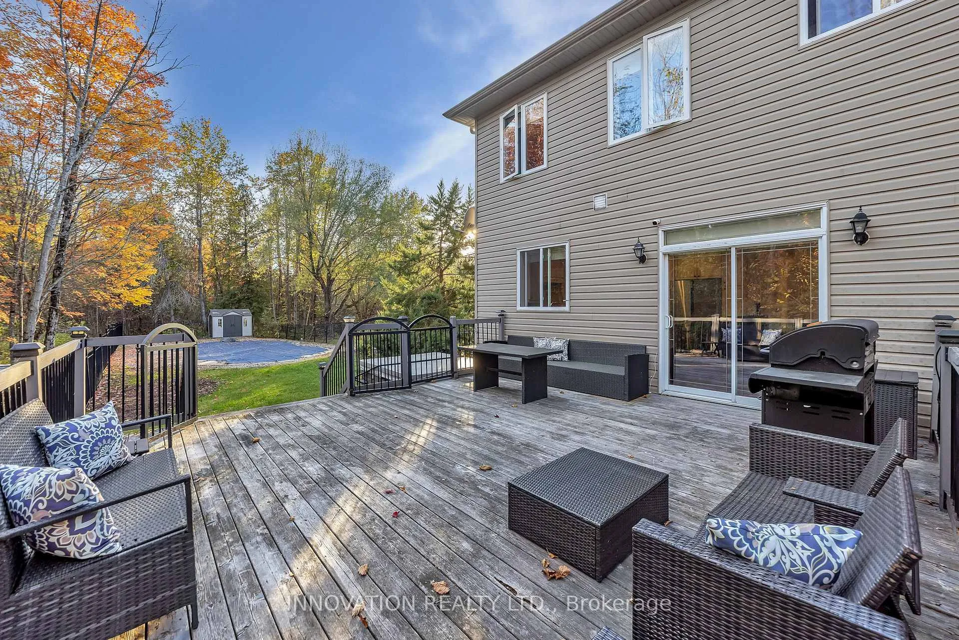 Photo 41 of 122 Country Meadow Drive S, Ottawa, Huntley Ward (North West) — HOMEH