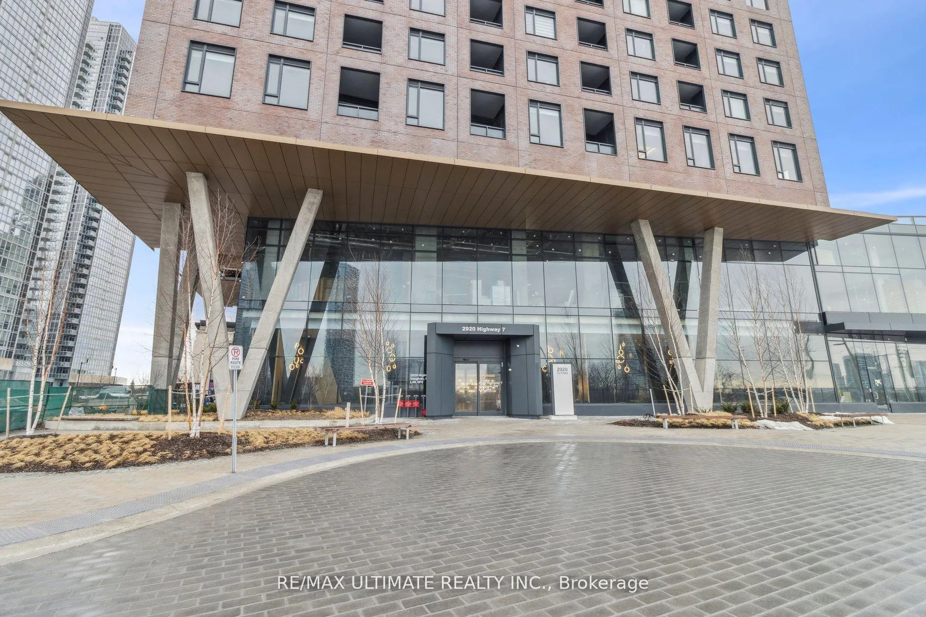 Front of Unit 5002, 2920 Highway 7 Road