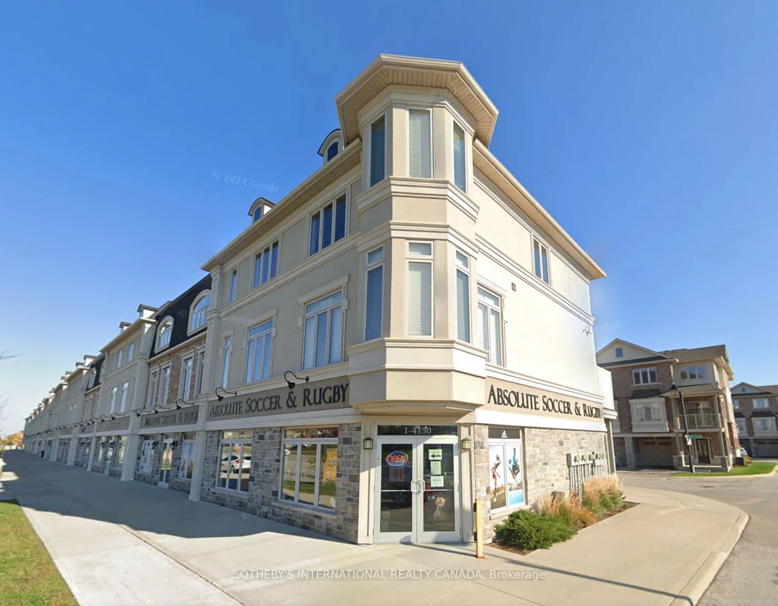 Photo 1 of Unit 14, 4121 Palermo Common, Burlington, Shoreacres — HOMEH