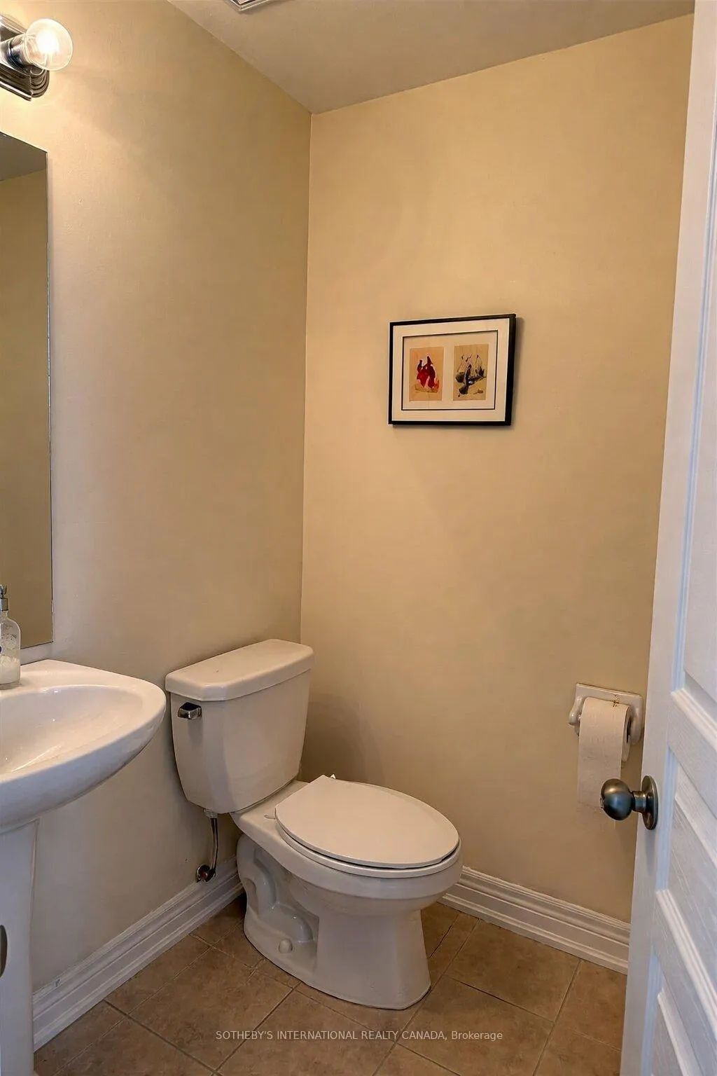 Photo 5 of Unit 14, 4121 Palermo Common, Burlington, Shoreacres — HOMEH