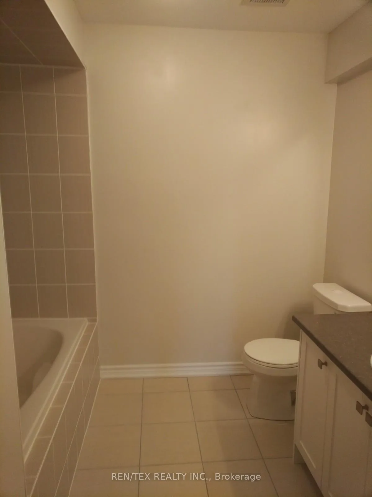 Photo 21 of Unit 221, 3865 Major Mackenzie Drive W, Vaughan, Vellore Village — HOMEH