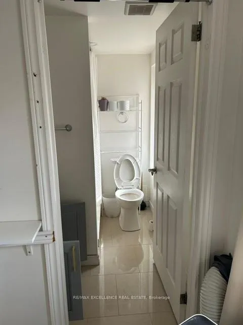 Photo 3 of Unit Main, 1114 College (studio) Street, Toronto, Dufferin Grove — HOMEH