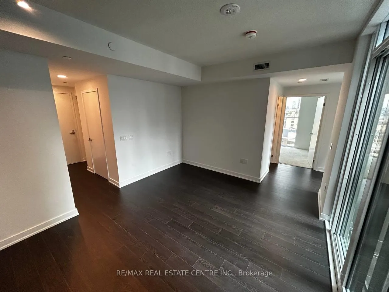 Photo 12 of Unit 1503, 238 Simcoe Street, Toronto, University — HOMEH