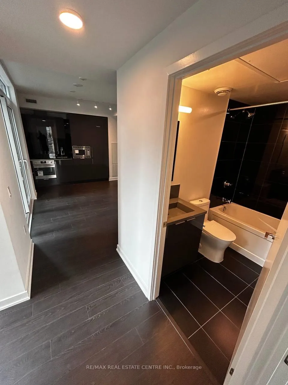 Photo 19 of Unit 1503, 238 Simcoe Street, Toronto, University — HOMEH