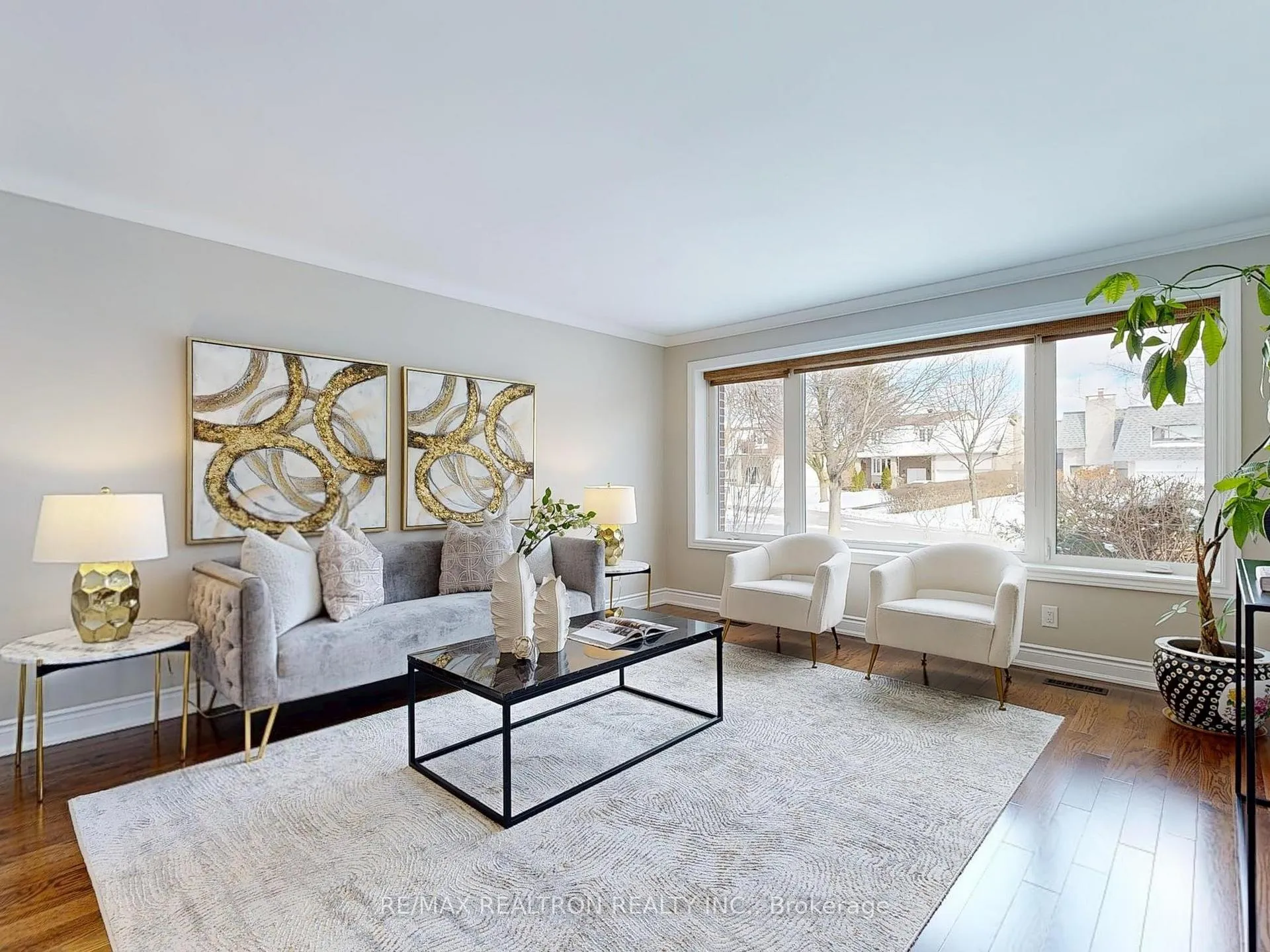 Photo 4 of 12 Hester Court, Markham, Royal Orchard — HOMEH