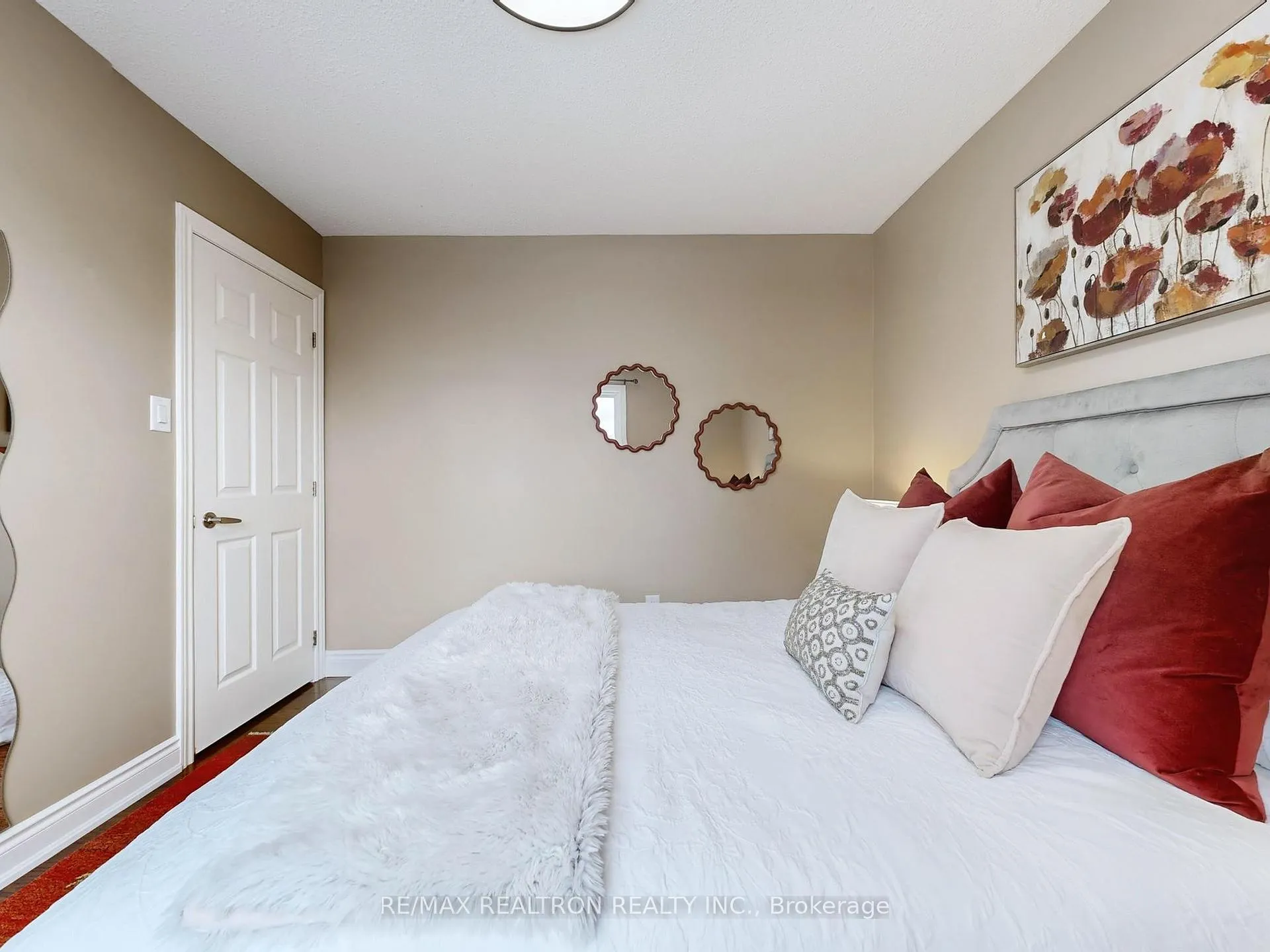 Photo 17 of 12 Hester Court, Markham, Royal Orchard — HOMEH