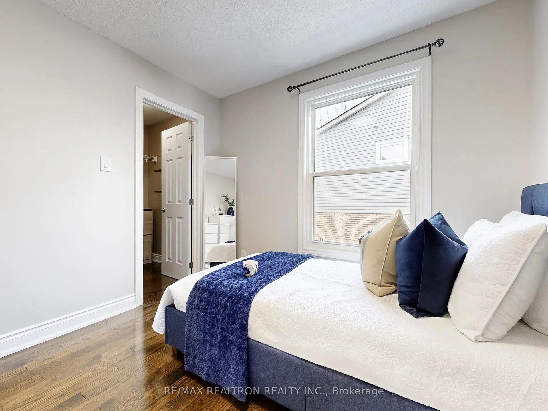 Photo 22 of 12 Hester Court, Markham, Royal Orchard — HOMEH