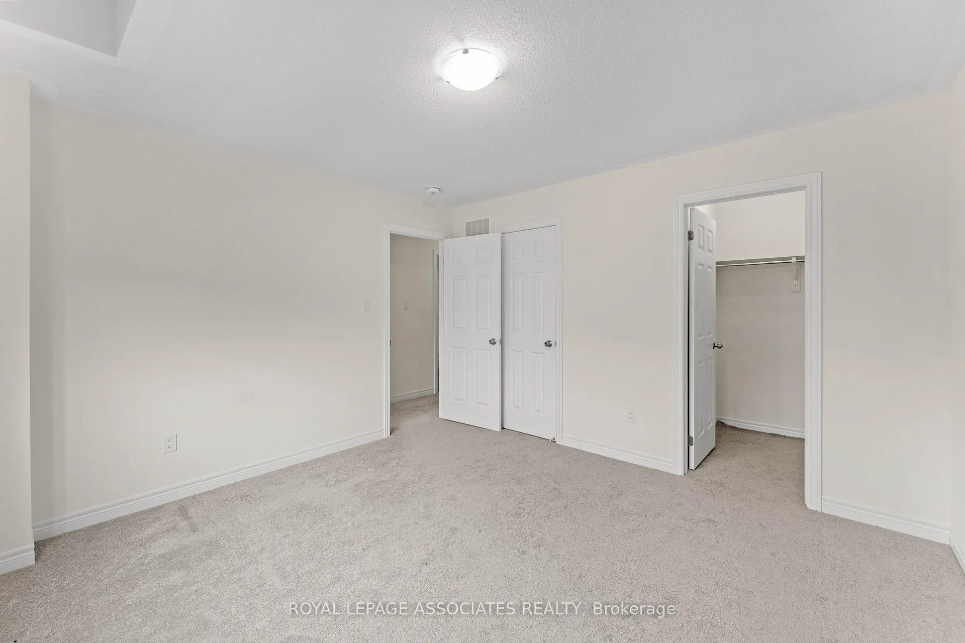 Photo 29 of 3909 Koenig Road E, Burlington, Alton — HOMEH
