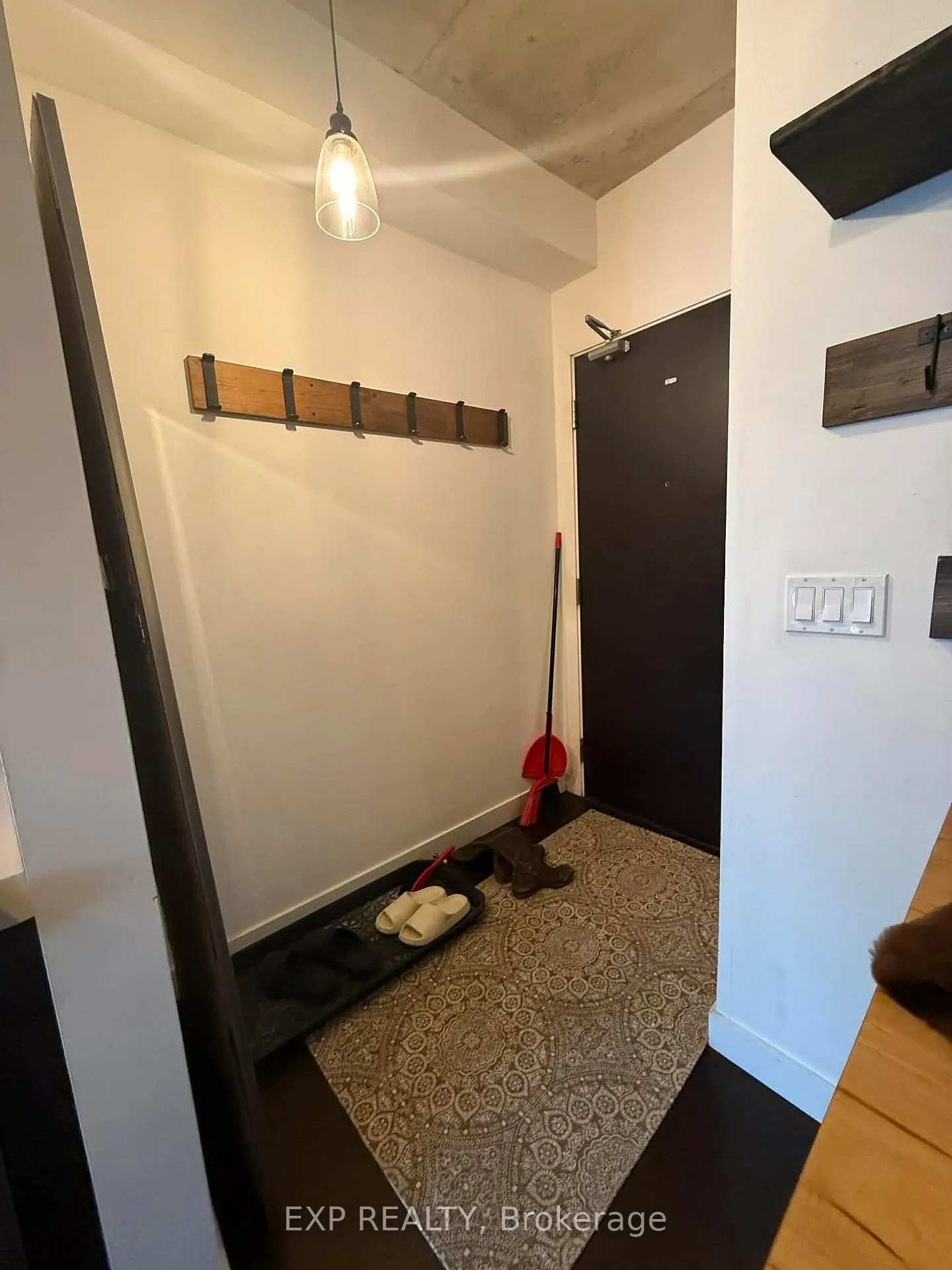 Photo 10 of Unit 511, 55 Stewart Street, Toronto, Waterfront Communities — HOMEH