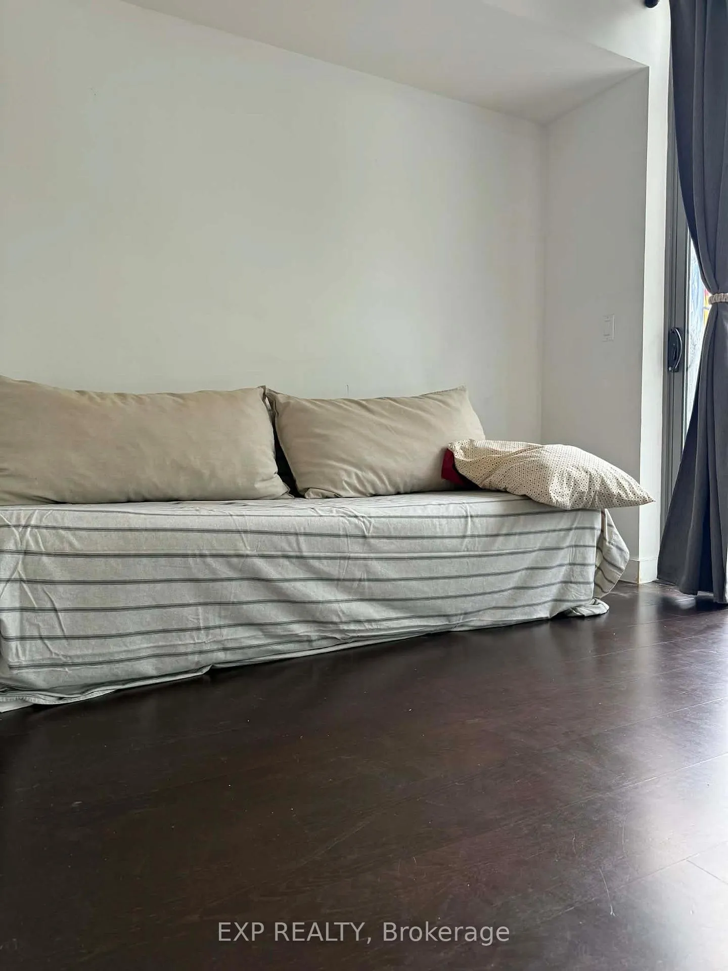 Photo 12 of Unit 511, 55 Stewart Street, Toronto, Waterfront Communities — HOMEH