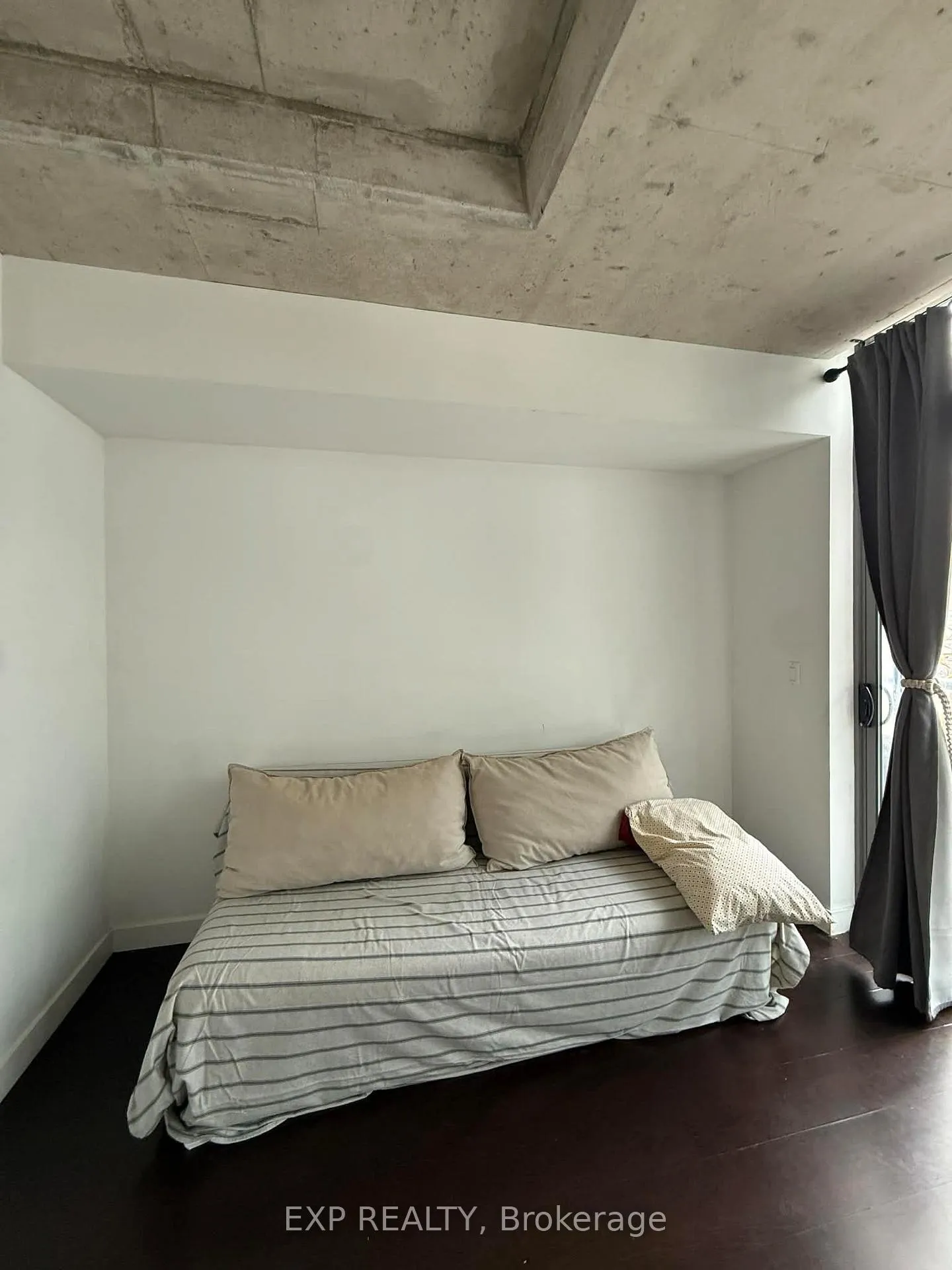 Photo 14 of Unit 511, 55 Stewart Street, Toronto, Waterfront Communities — HOMEH