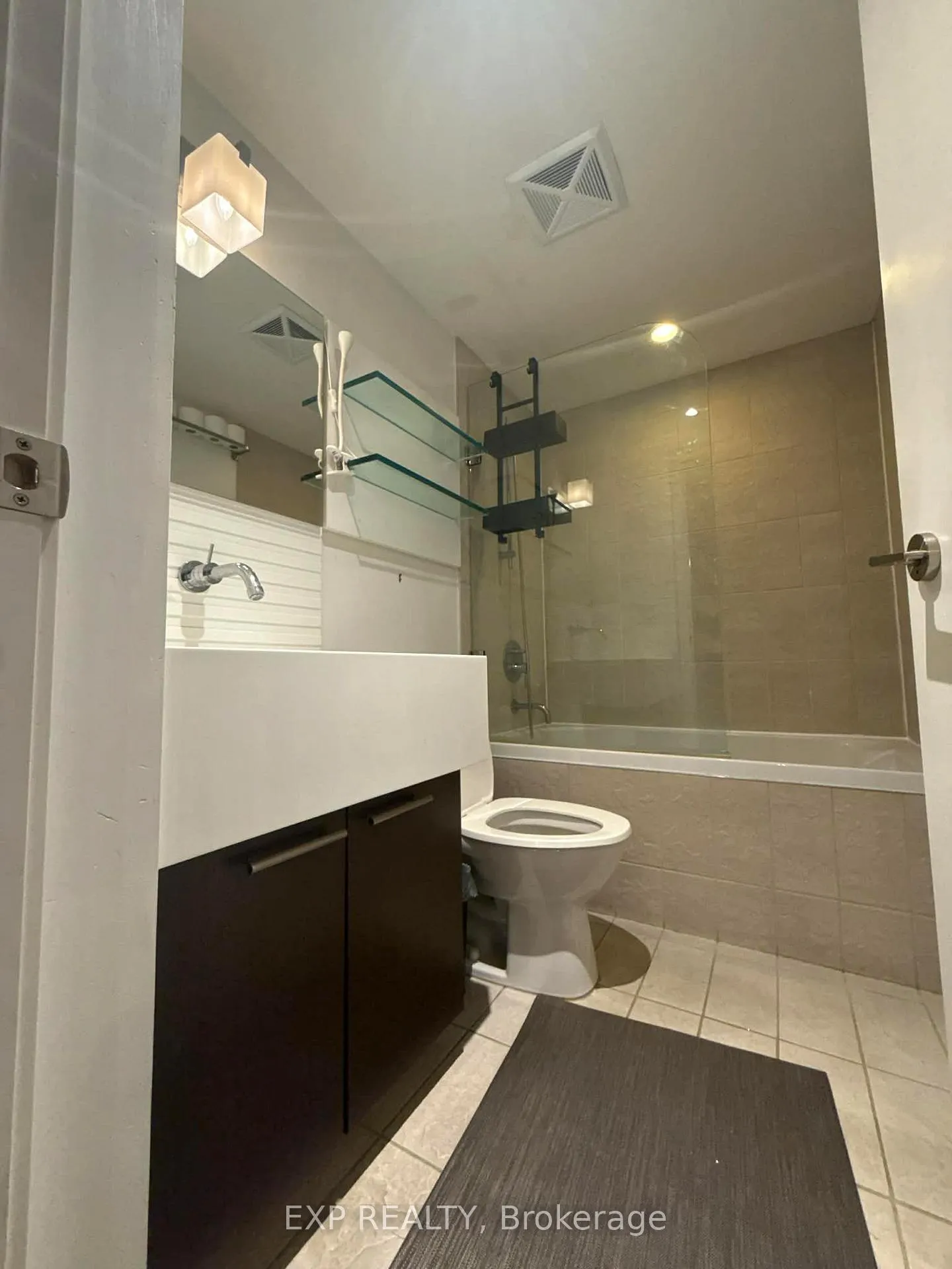 Photo 15 of Unit 511, 55 Stewart Street, Toronto, Waterfront Communities — HOMEH