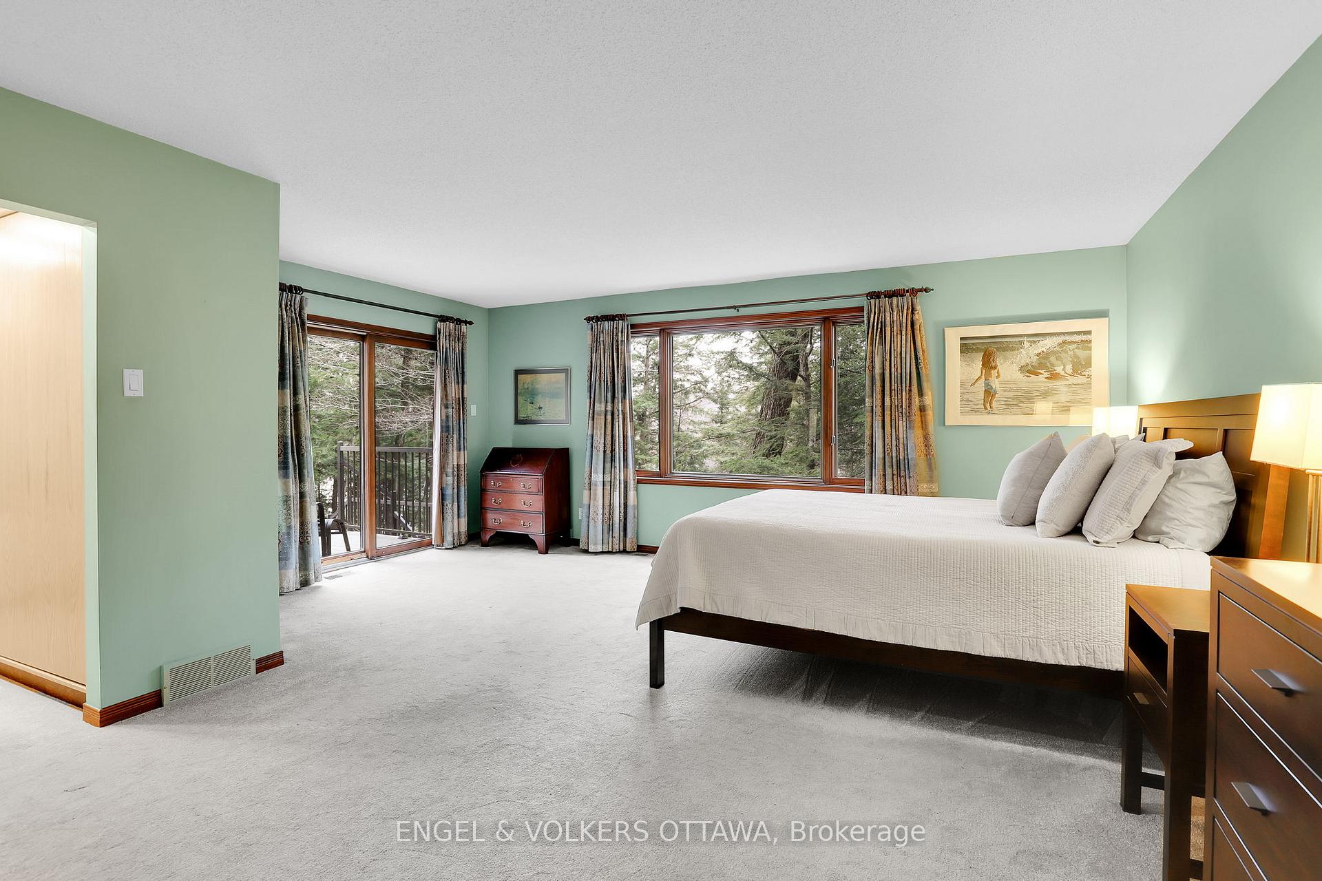 Photo 22 of 7 Deerfield Drive, McNab/Braeside, Mcnab/Braeside Twps — HOMEH
