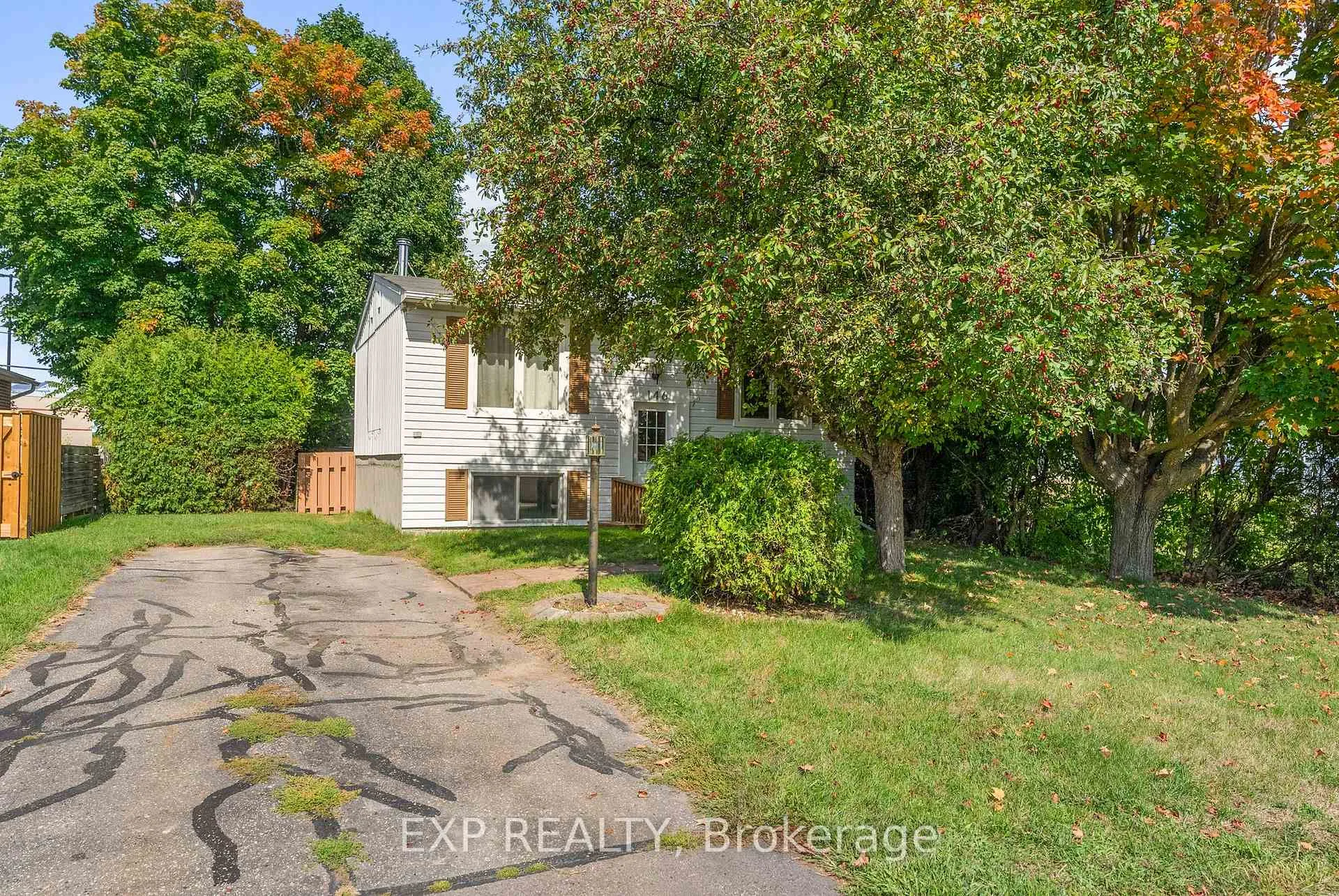 Photo 19 of 146 Barnet Boulevard, Renfrew — HOMEH