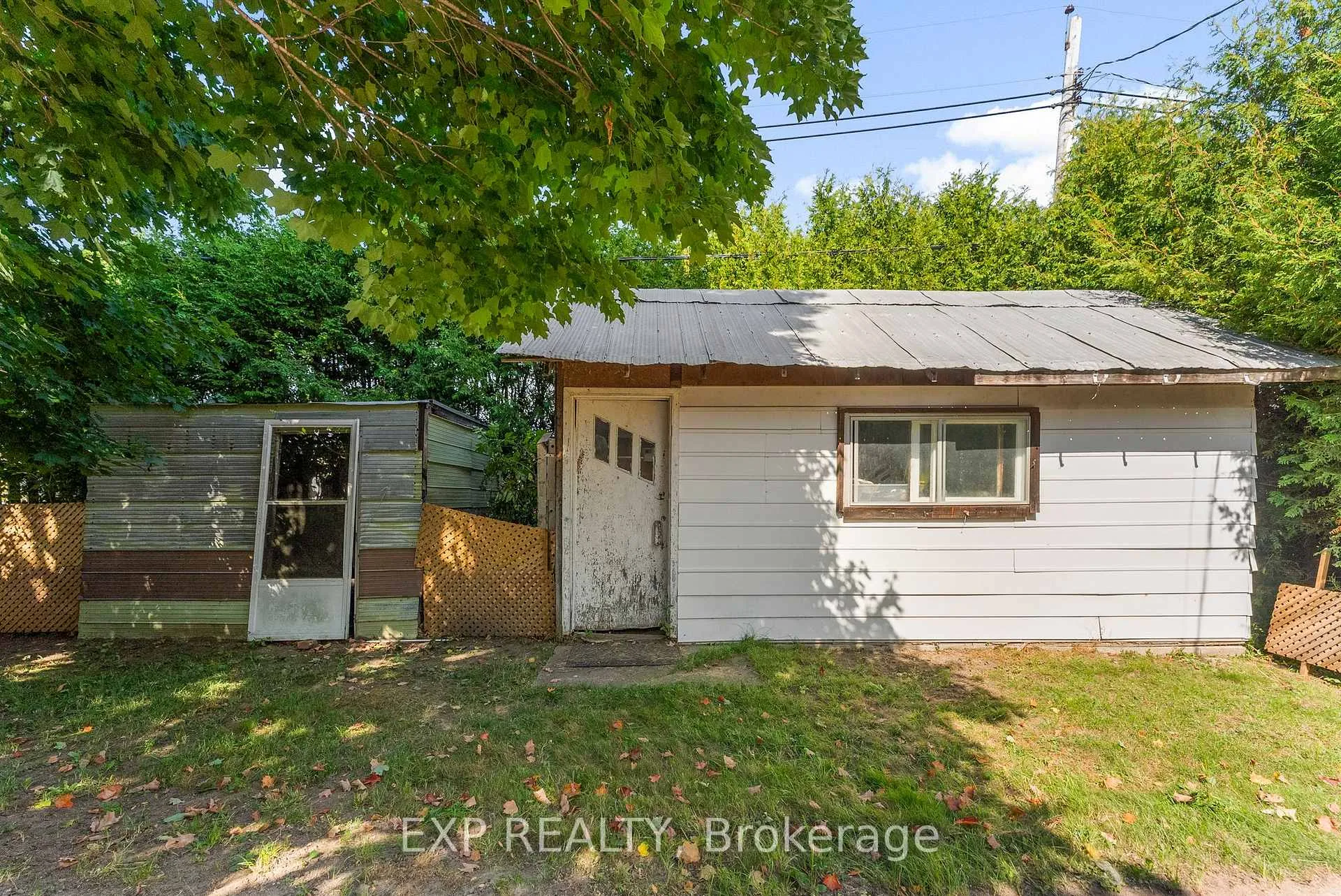 Photo 20 of 146 Barnet Boulevard, Renfrew — HOMEH