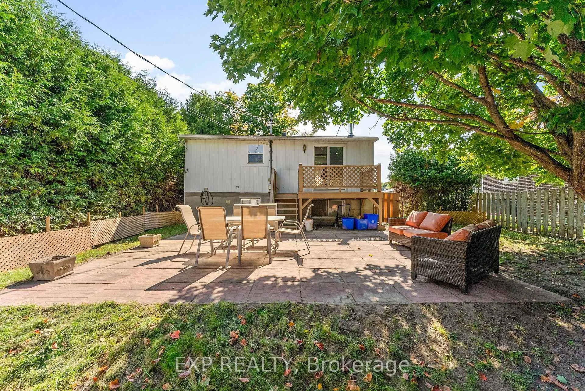 Photo 21 of 146 Barnet Boulevard, Renfrew — HOMEH