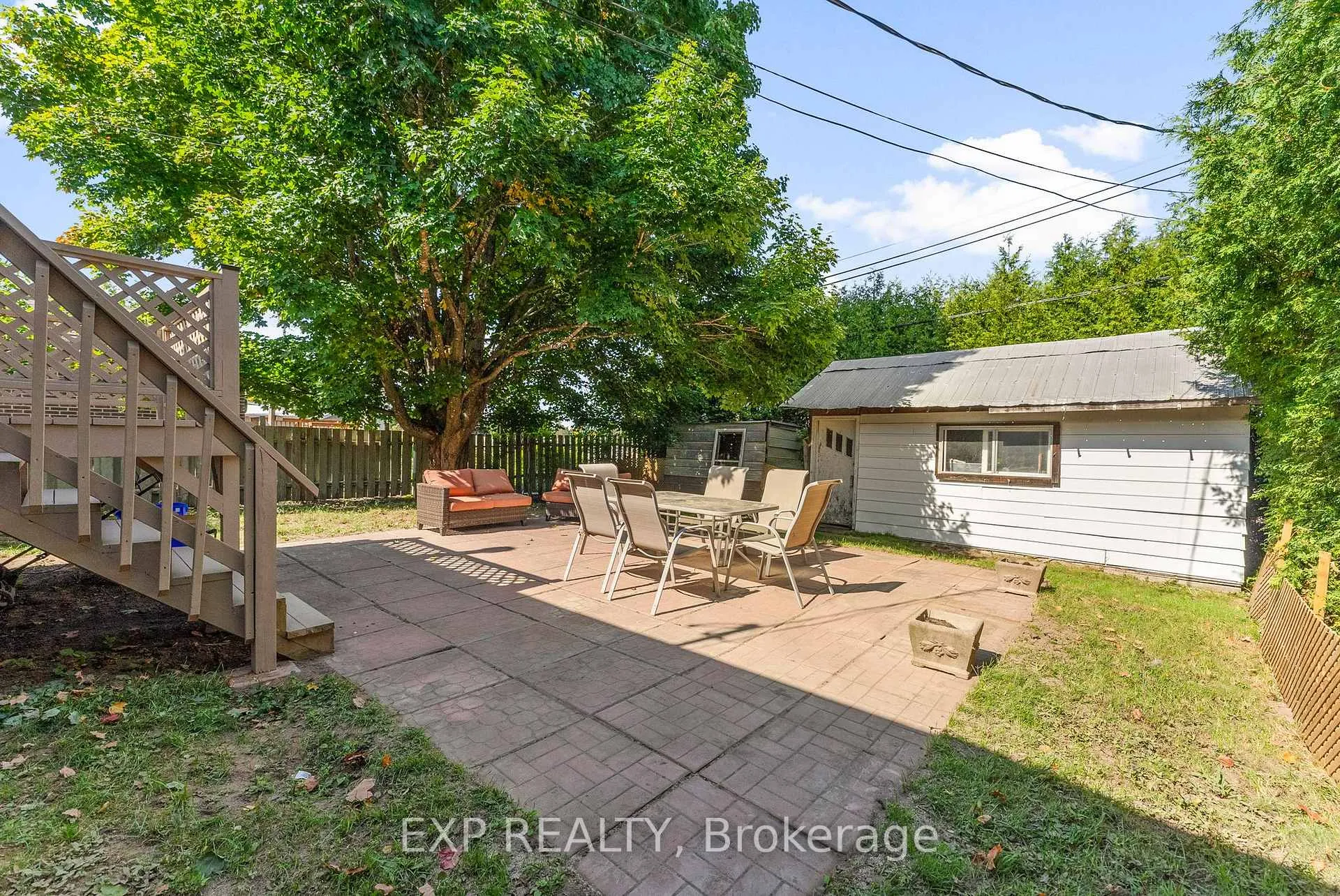 Photo 25 of 146 Barnet Boulevard, Renfrew — HOMEH