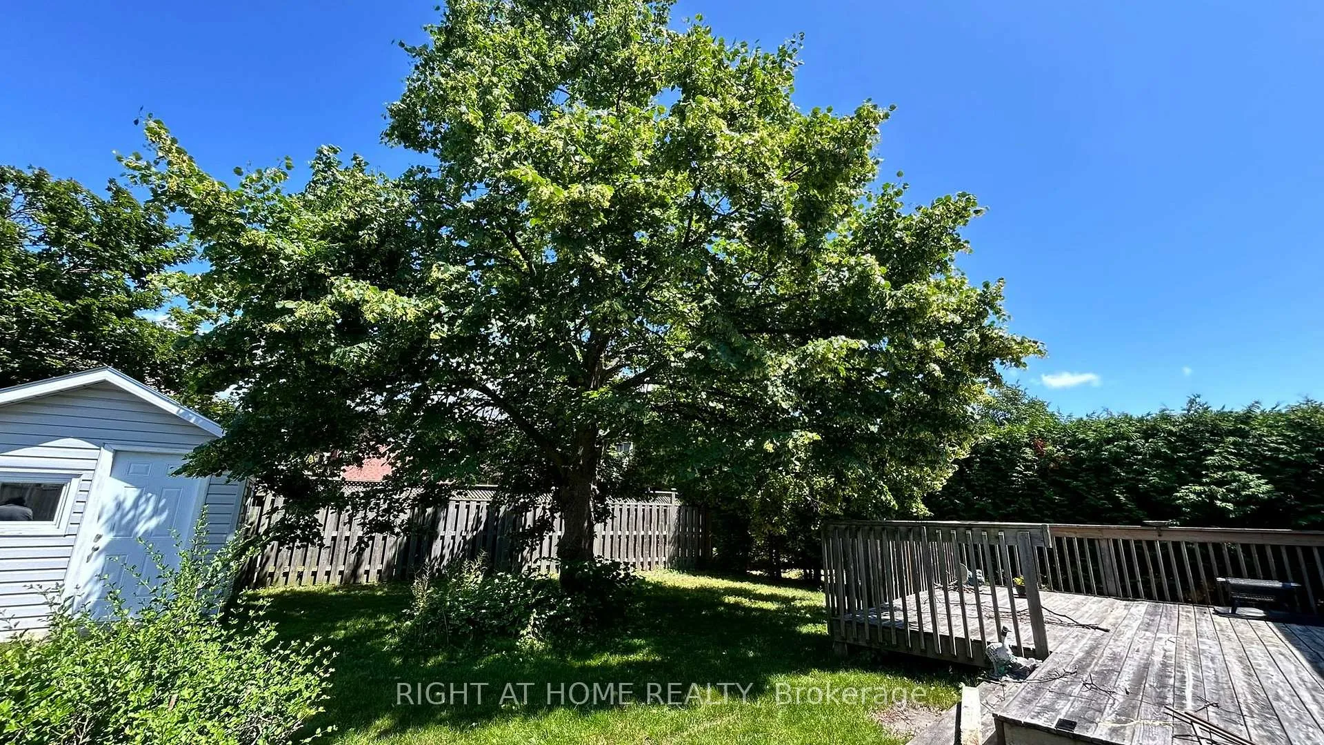 Photo 30 of 48 Johnson Street, Orillia — HOMEH
