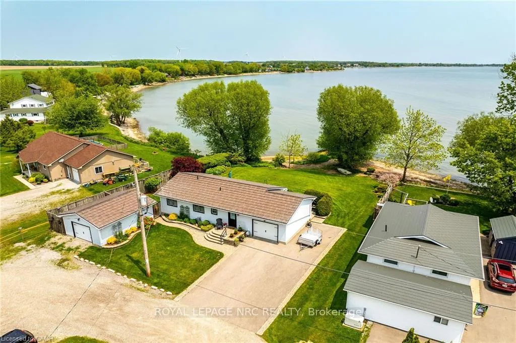 Photo 2 of 92 Hoover Point Lane, Haldimand — HOMEH