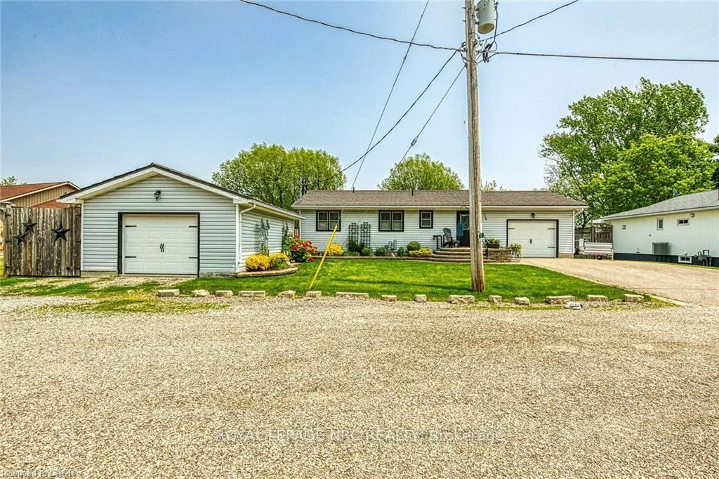 Photo 5 of 92 Hoover Point Lane, Haldimand — HOMEH