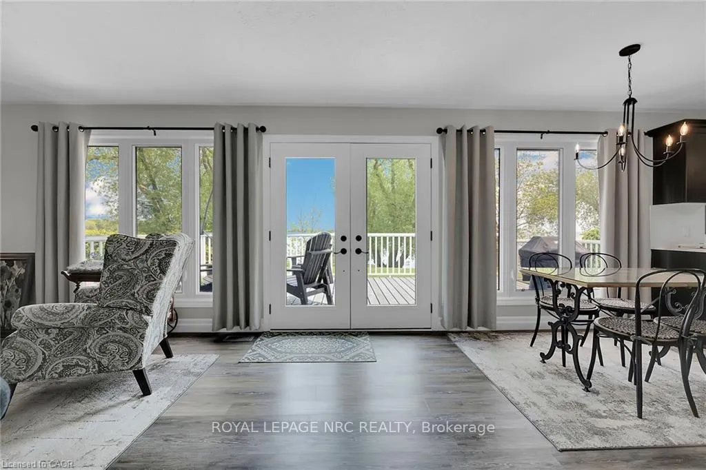 Photo 10 of 92 Hoover Point Lane, Haldimand — HOMEH