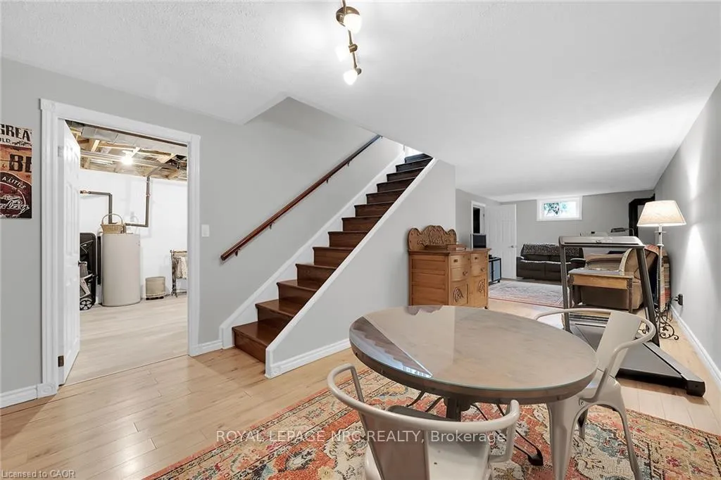 Photo 18 of 92 Hoover Point Lane, Haldimand — HOMEH