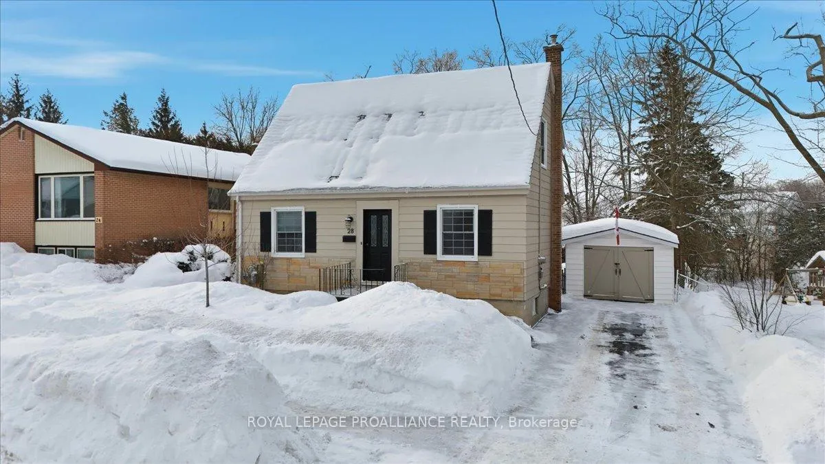 Photo 3 of 28 Fairway Avenue, Belleville, Belleville Ward — HOMEH