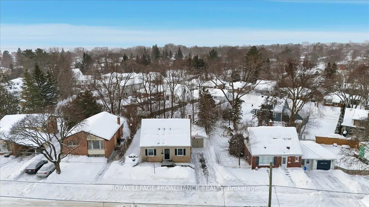 Photo 37 of 28 Fairway Avenue, Belleville, Belleville Ward — HOMEH