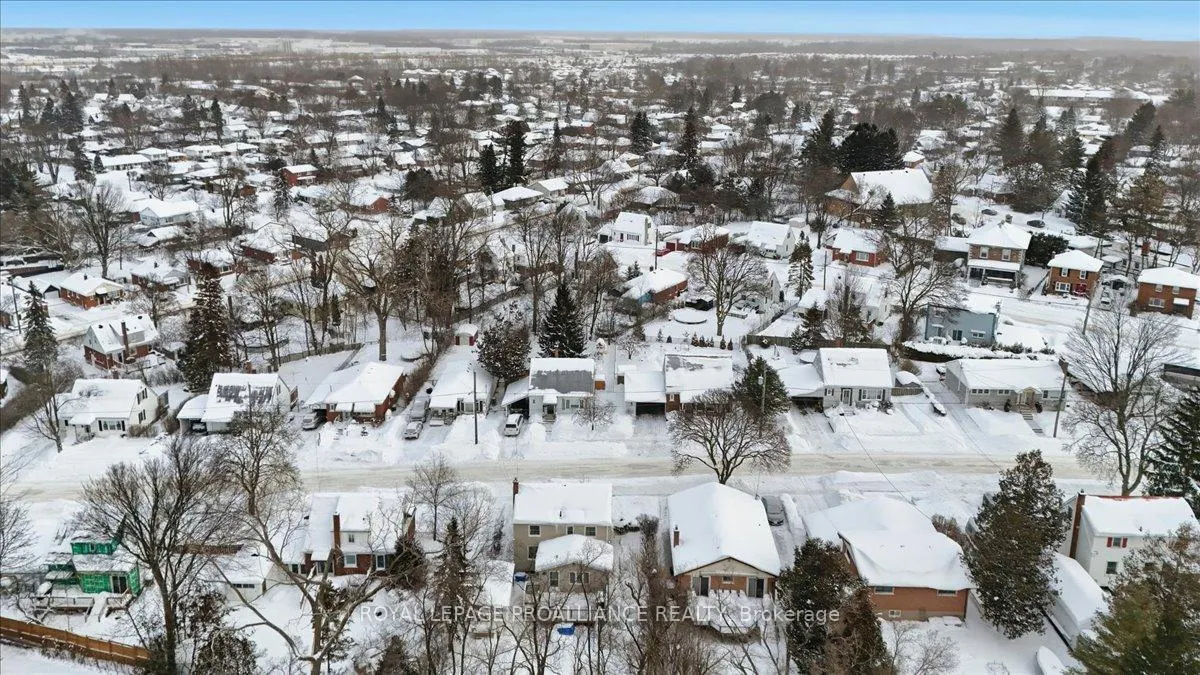 Photo 40 of 28 Fairway Avenue, Belleville, Belleville Ward — HOMEH