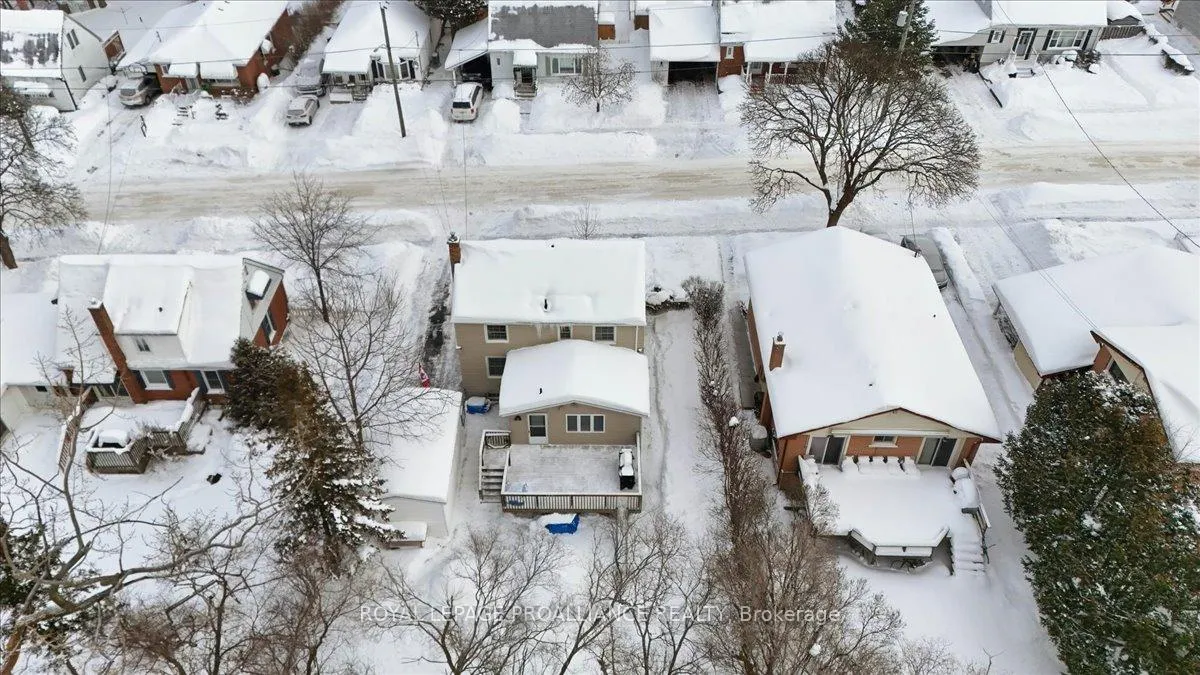 Photo 41 of 28 Fairway Avenue, Belleville, Belleville Ward — HOMEH