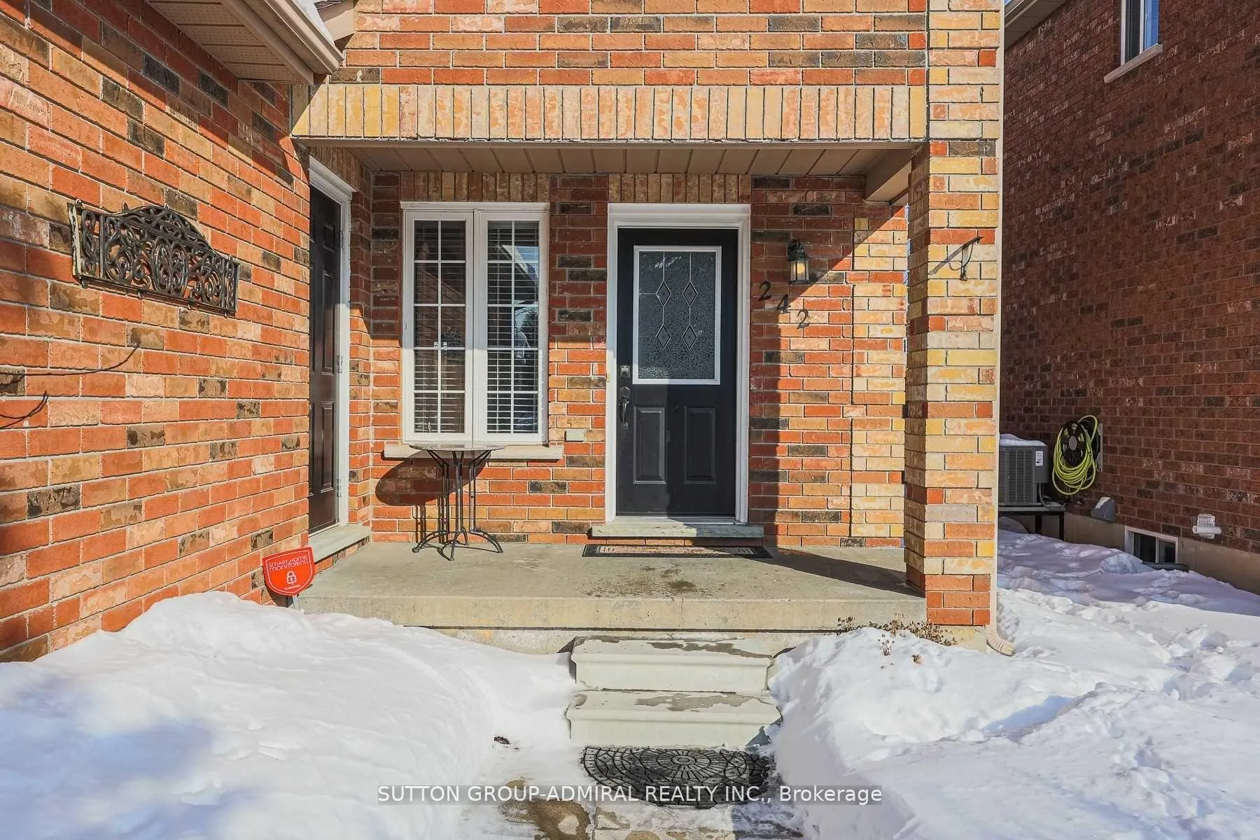 Photo 2 of 242 Mapleton Avenue, Barrie, Holly — HOMEH