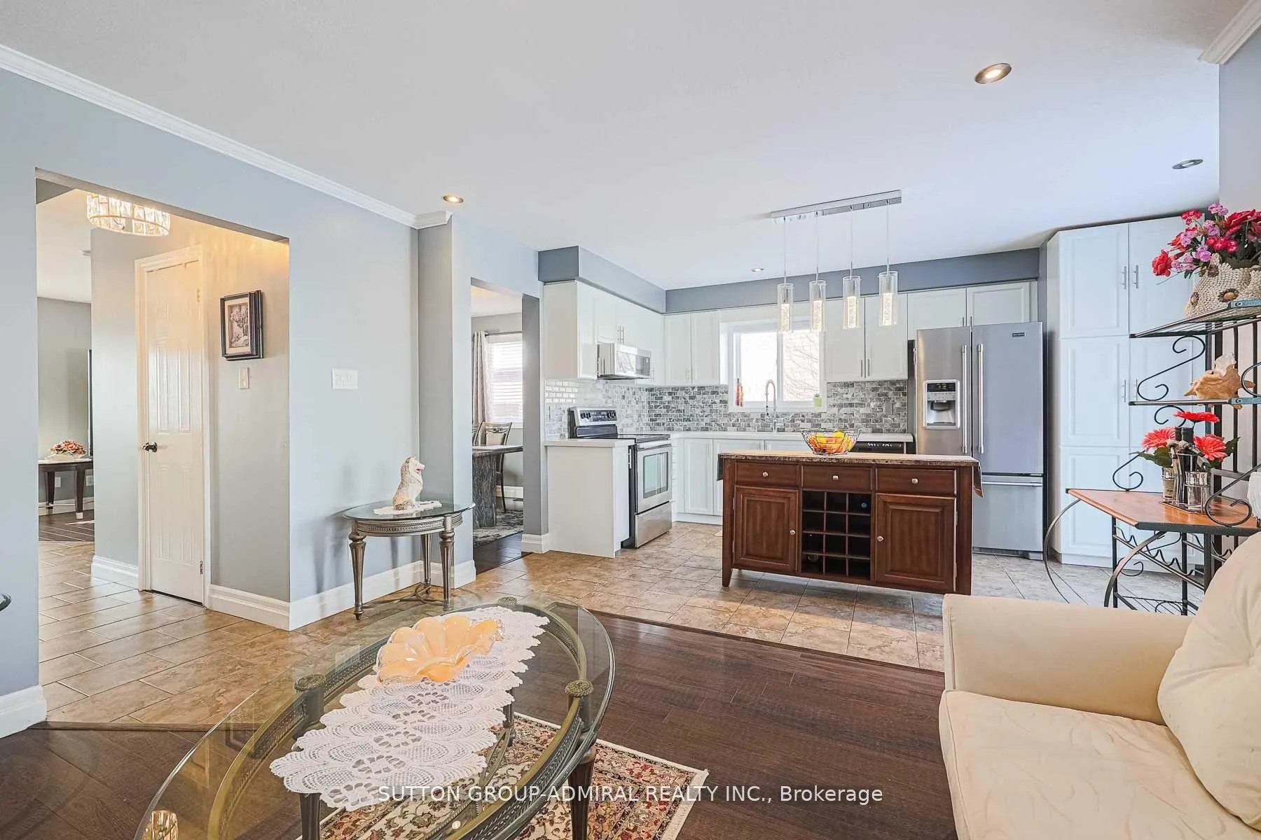 Photo 11 of 242 Mapleton Avenue, Barrie, Holly — HOMEH