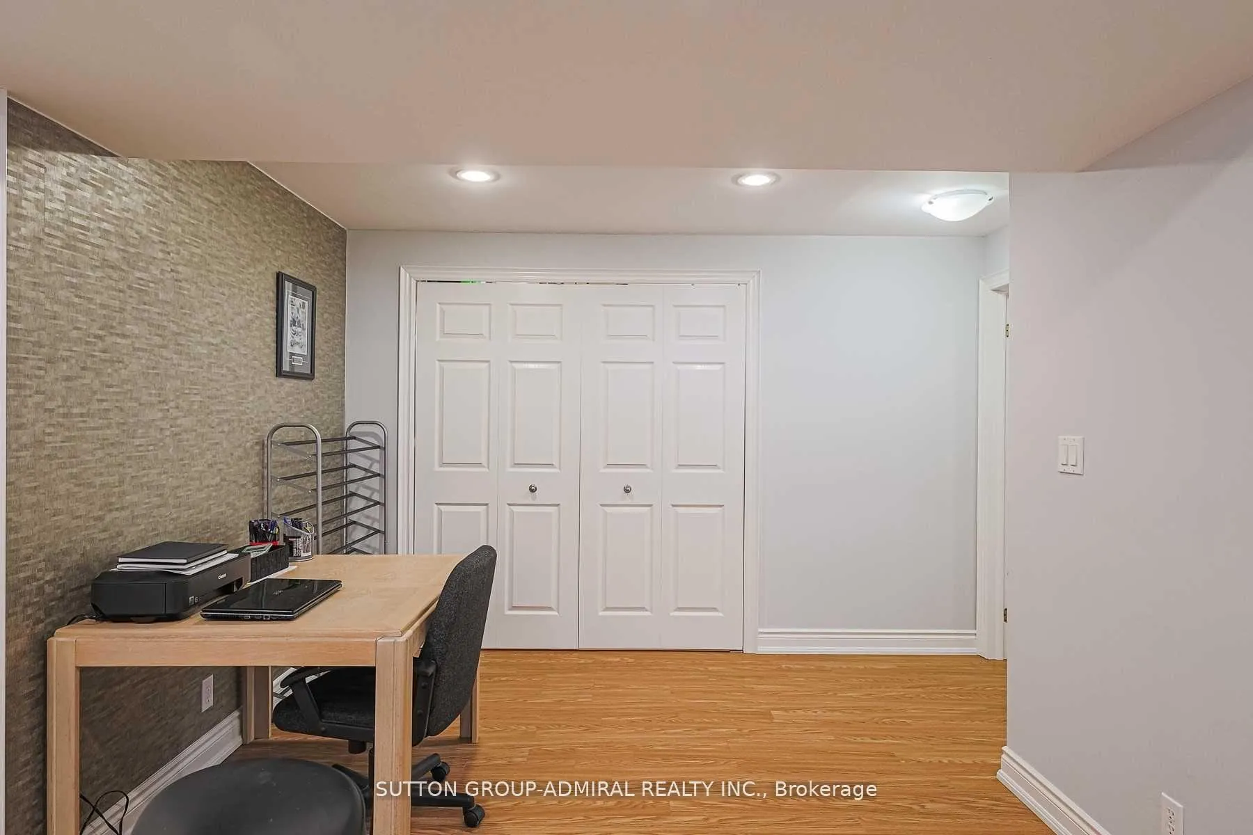 Photo 31 of 242 Mapleton Avenue, Barrie, Holly — HOMEH