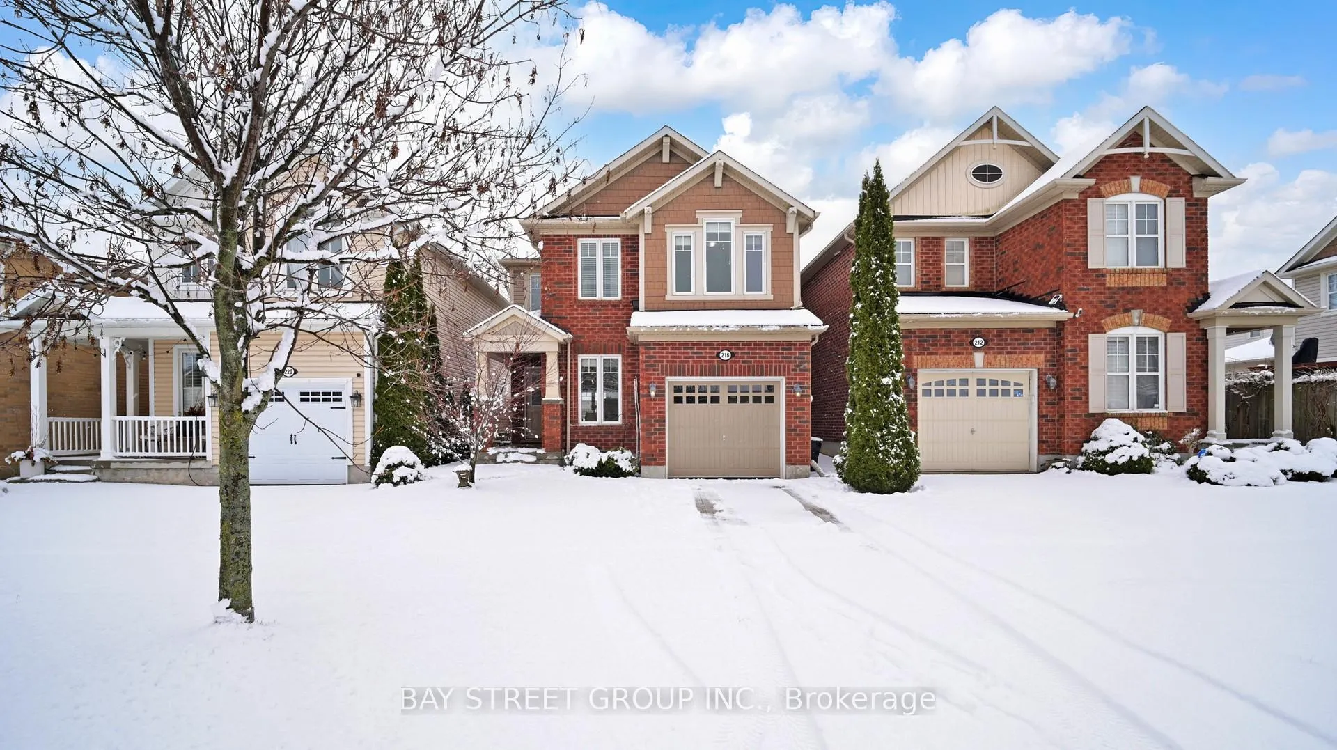 Photo 1 of 216 Emick Drive, Hamilton, Ancaster — HOMEH