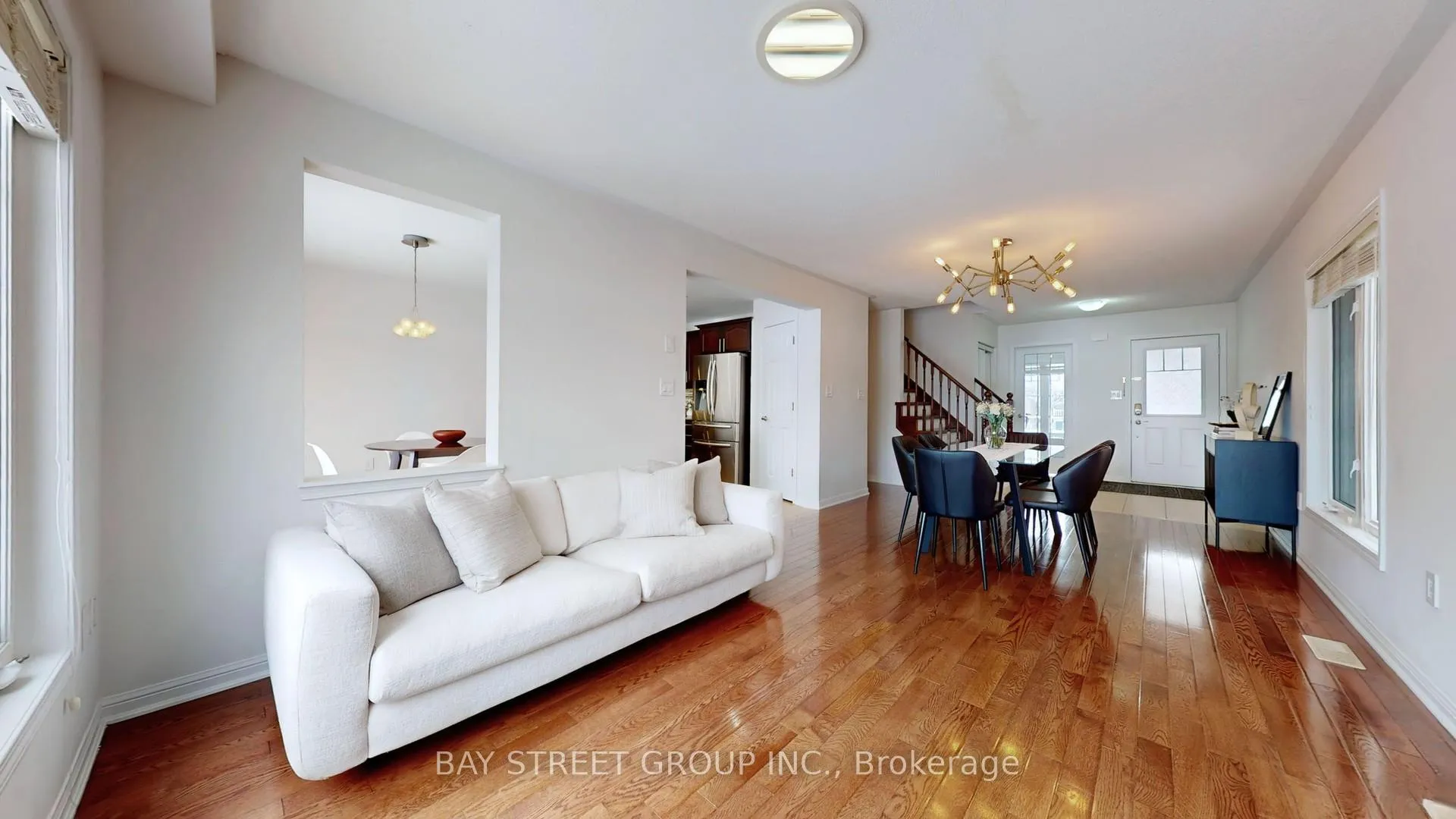 Photo 6 of 216 Emick Drive, Hamilton, Ancaster — HOMEH