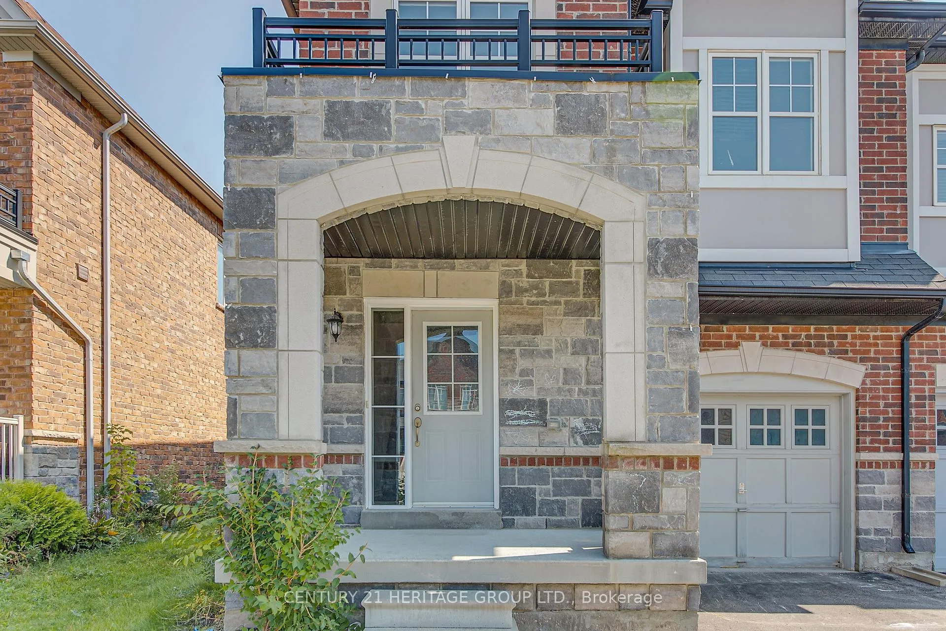Photo 2 of 1281 Bardeau Street, Innisfil, Lefroy — HOMEH