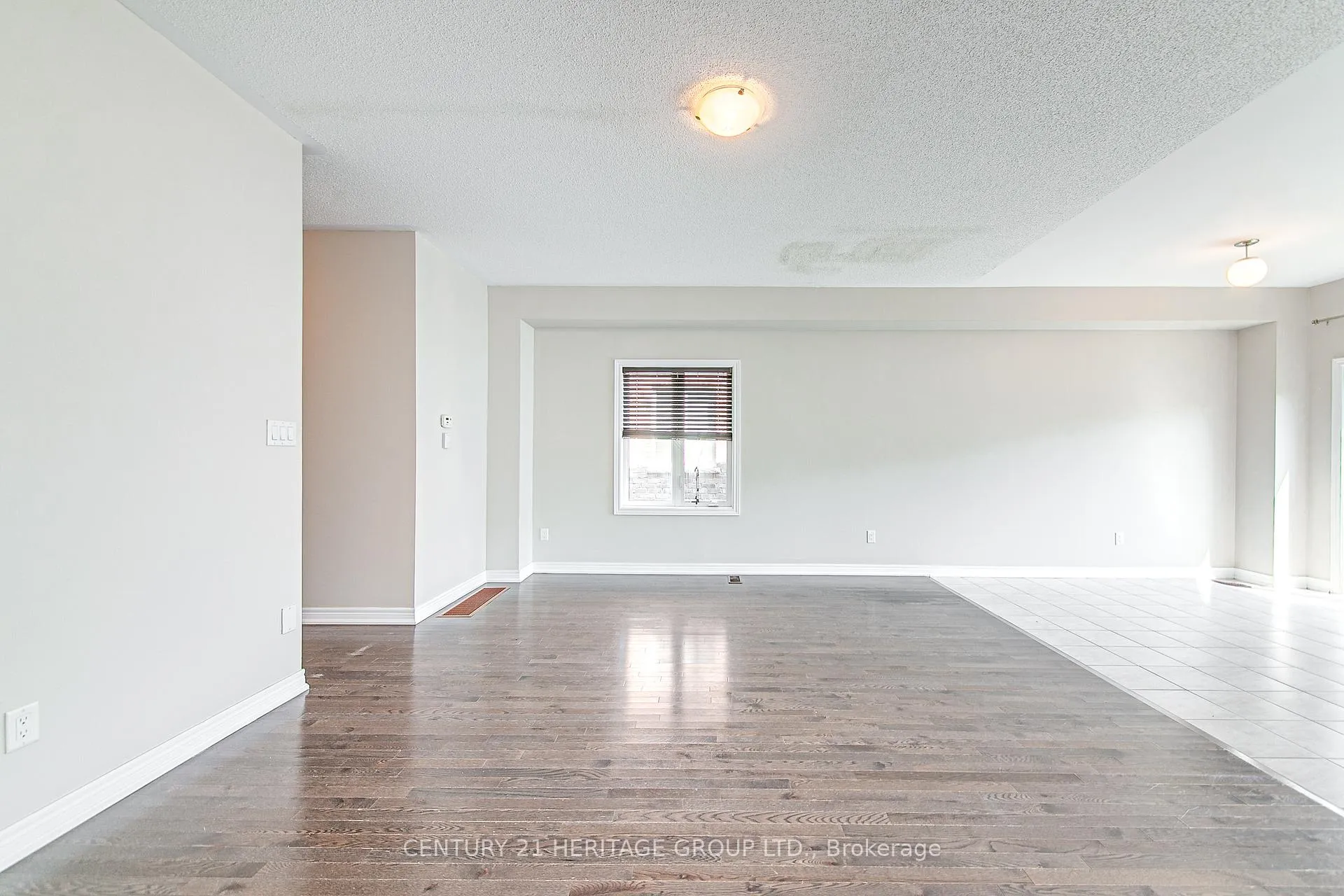 Photo 13 of 1281 Bardeau Street, Innisfil, Lefroy — HOMEH
