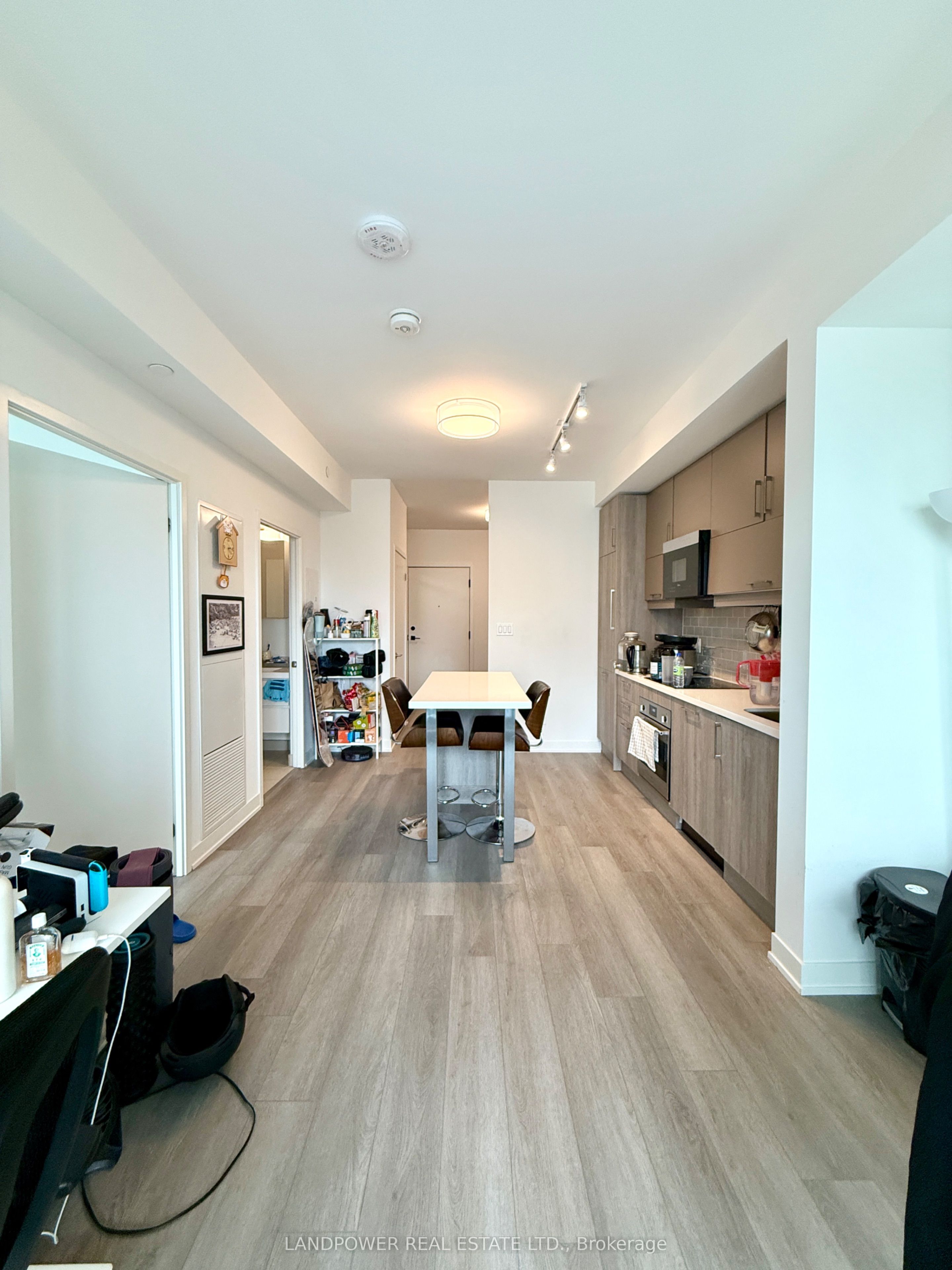 Photo 9 of Unit 1702B, 292 Verdale Crossing, Markham, Unionville — HOMEH