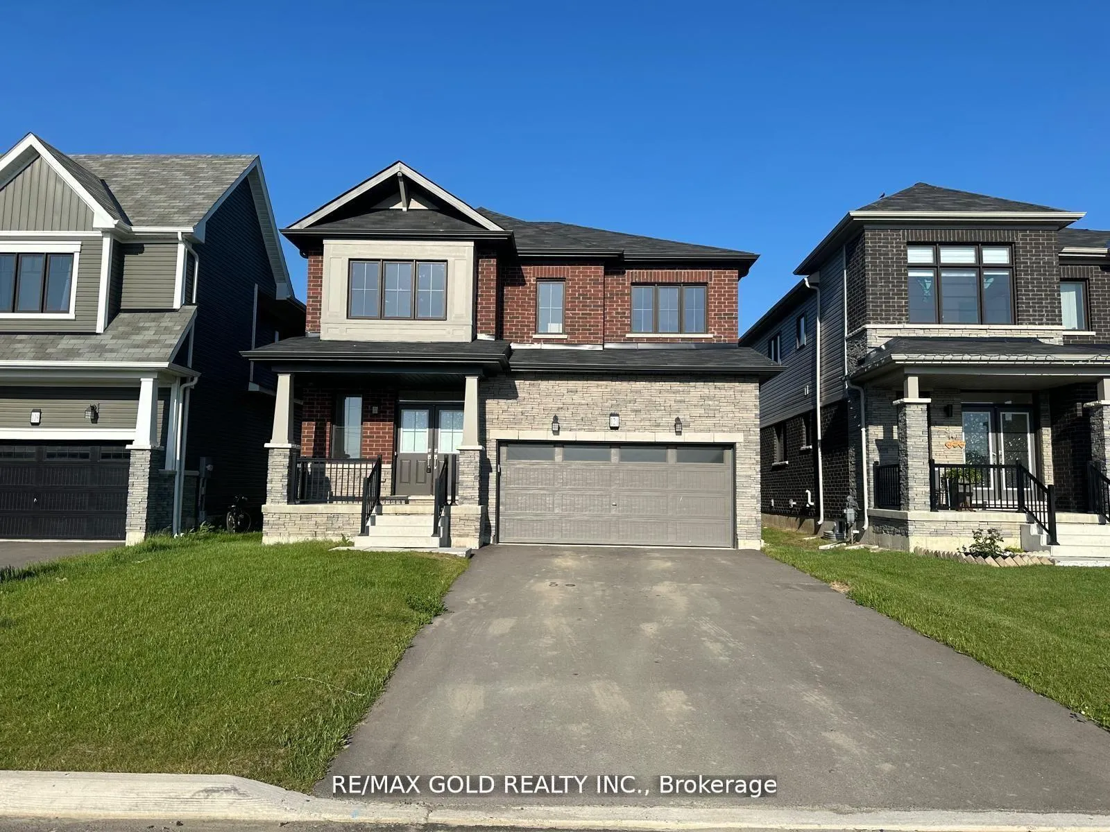 Photo 1 of 121 Explorer Way, Thorold, Rolling Meadows — HOMEH