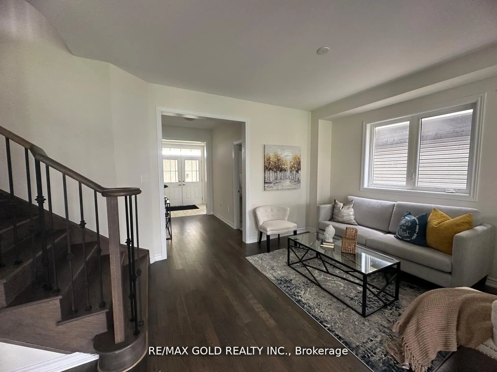 Photo 11 of 121 Explorer Way, Thorold, Rolling Meadows — HOMEH