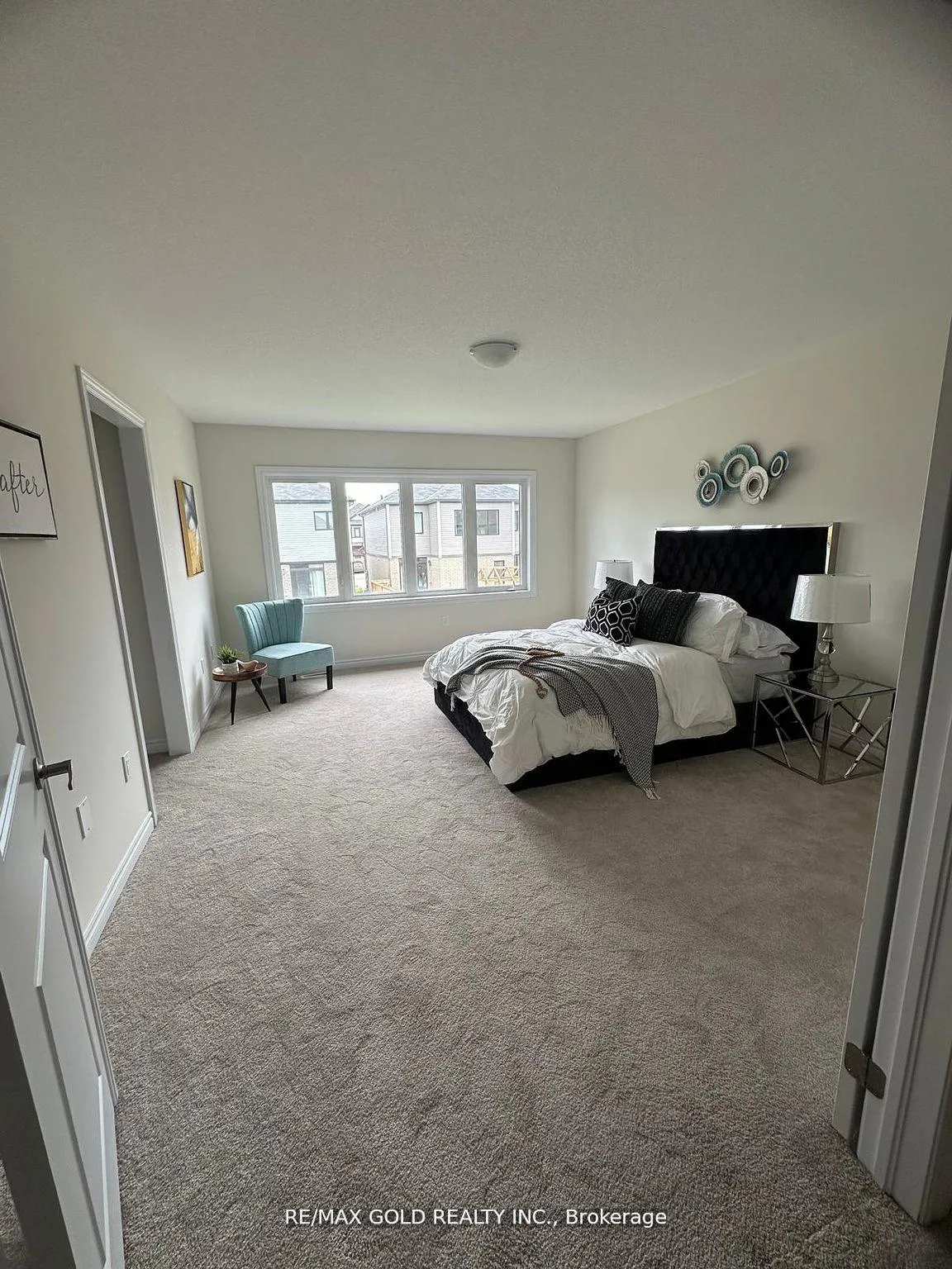 Photo 21 of 121 Explorer Way, Thorold, Rolling Meadows — HOMEH