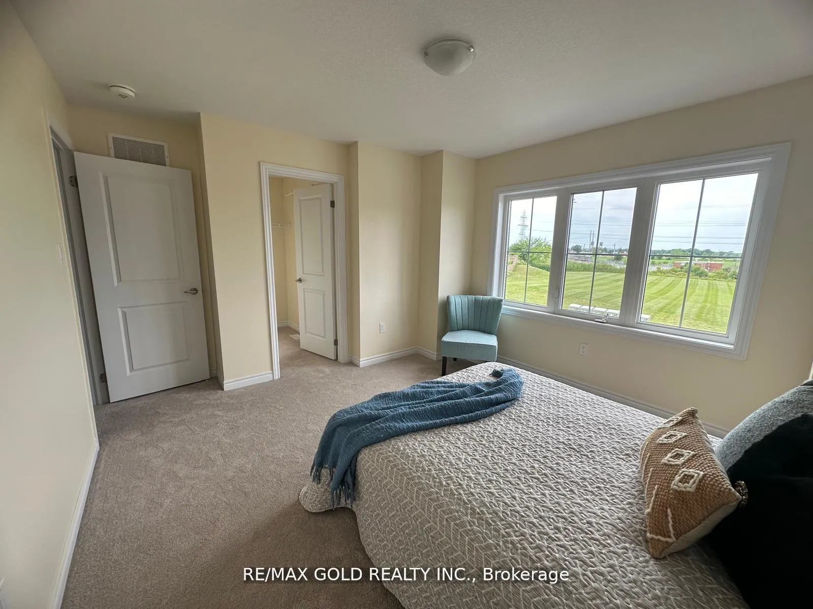 Photo 27 of 121 Explorer Way, Thorold, Rolling Meadows — HOMEH