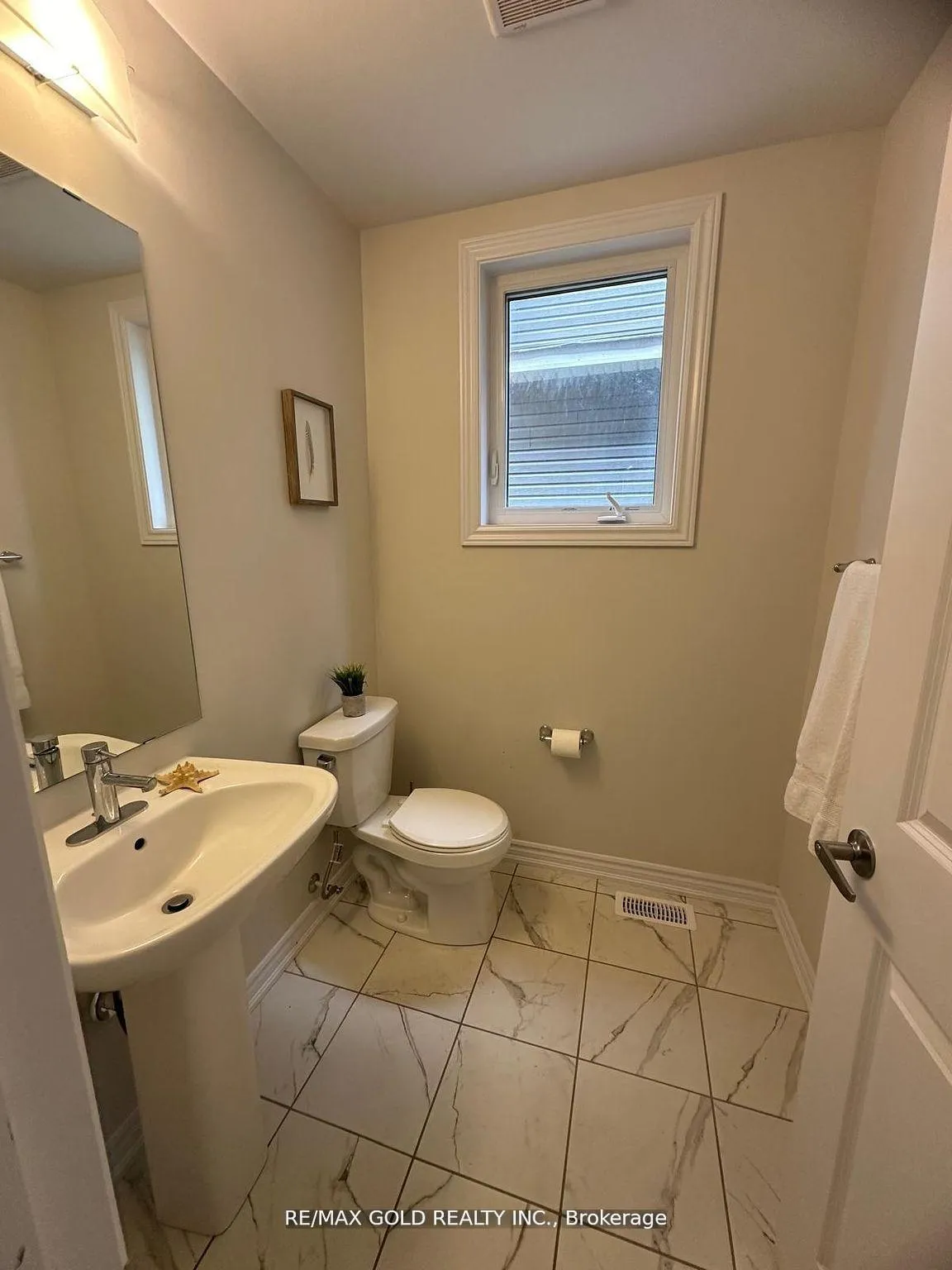 Photo 35 of 121 Explorer Way, Thorold, Rolling Meadows — HOMEH