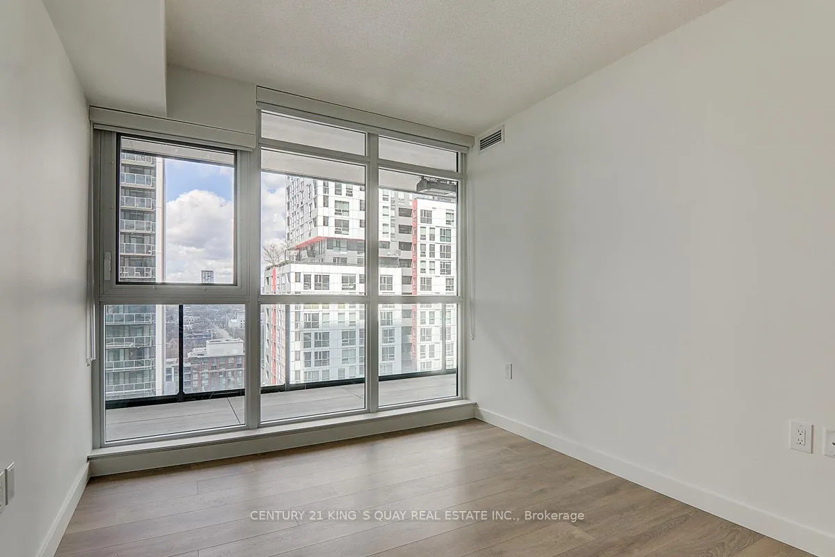 Photo 10 of Unit 2111, 38 Widmer Street, Toronto, Waterfront Communities — HOMEH