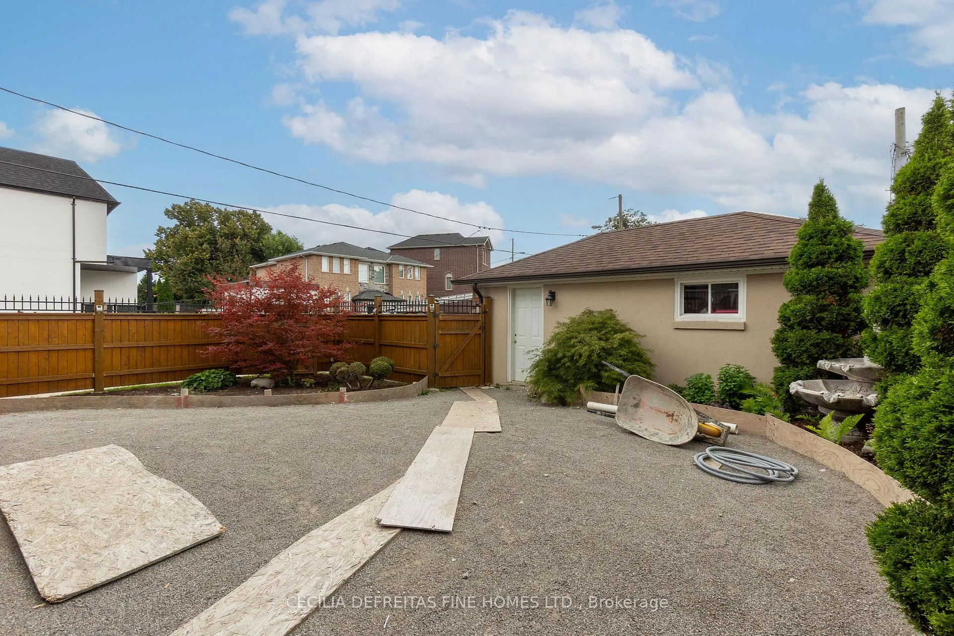 Photo 4 of 70 Haverson Boulevard, Toronto, Keelesdale-Eglinton West — HOMEH