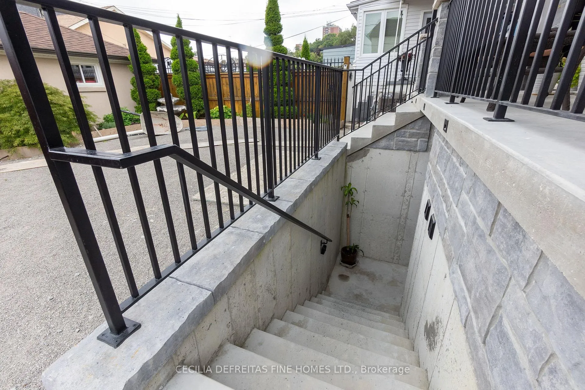 Photo 6 of 70 Haverson Boulevard, Toronto, Keelesdale-Eglinton West — HOMEH