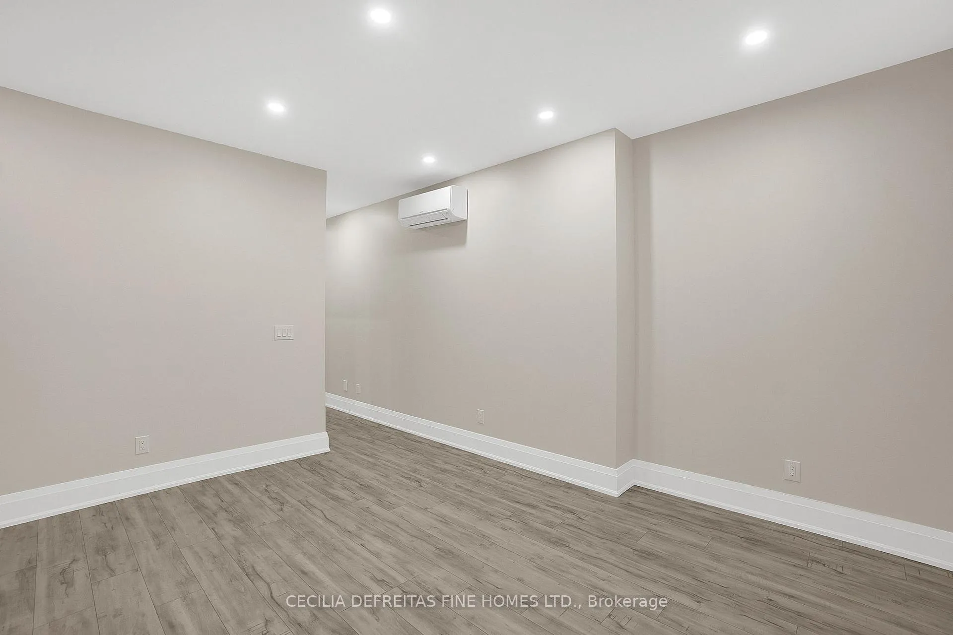 Photo 16 of 70 Haverson Boulevard, Toronto, Keelesdale-Eglinton West — HOMEH