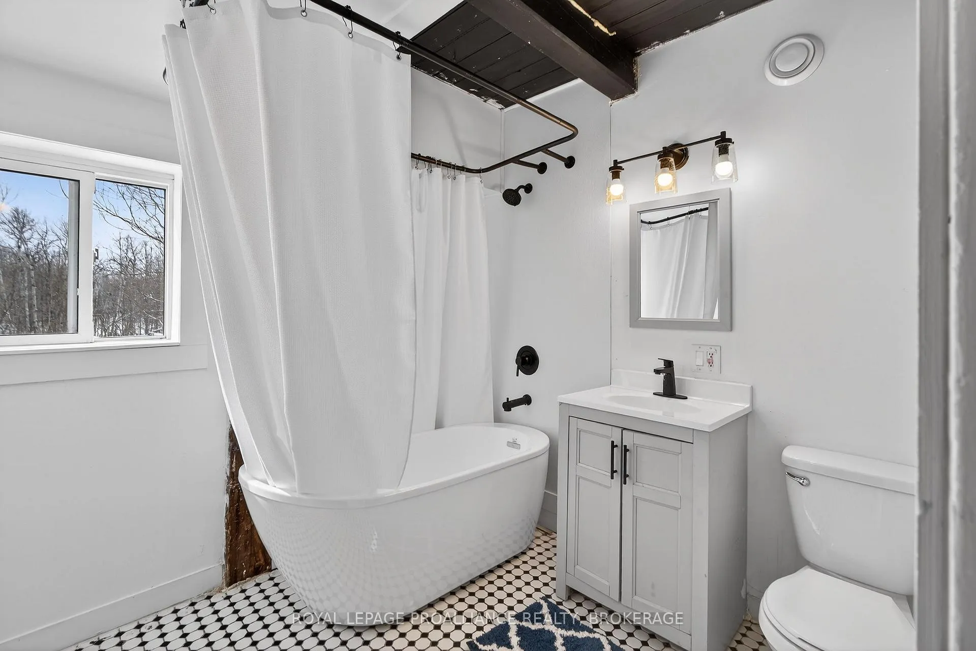 Photo 13 of 5668 Battersea Road, Frontenac, Frontenac South — HOMEH