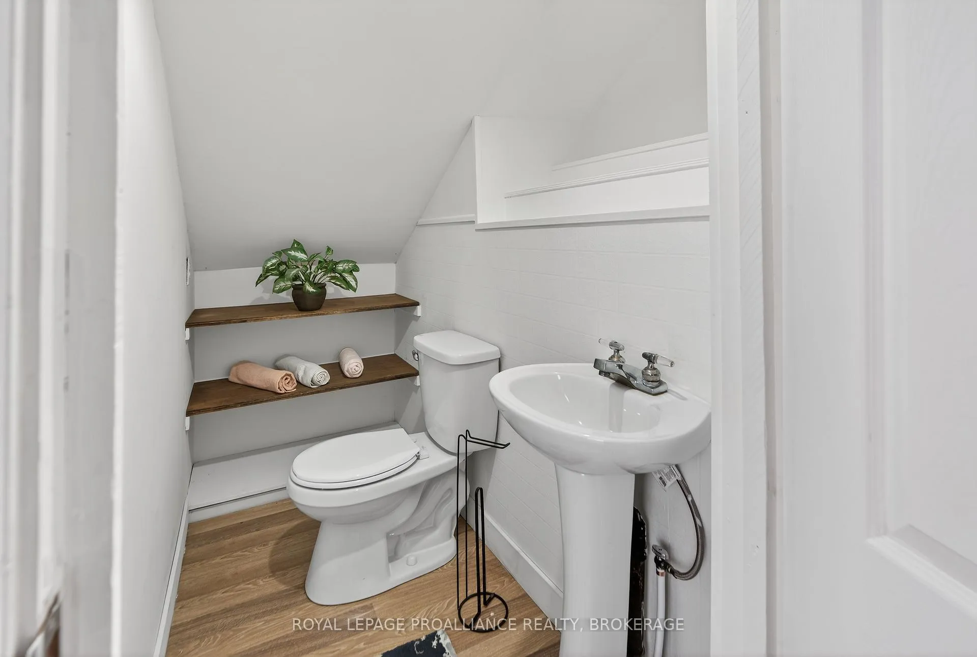 Photo 22 of 5668 Battersea Road, Frontenac, Frontenac South — HOMEH