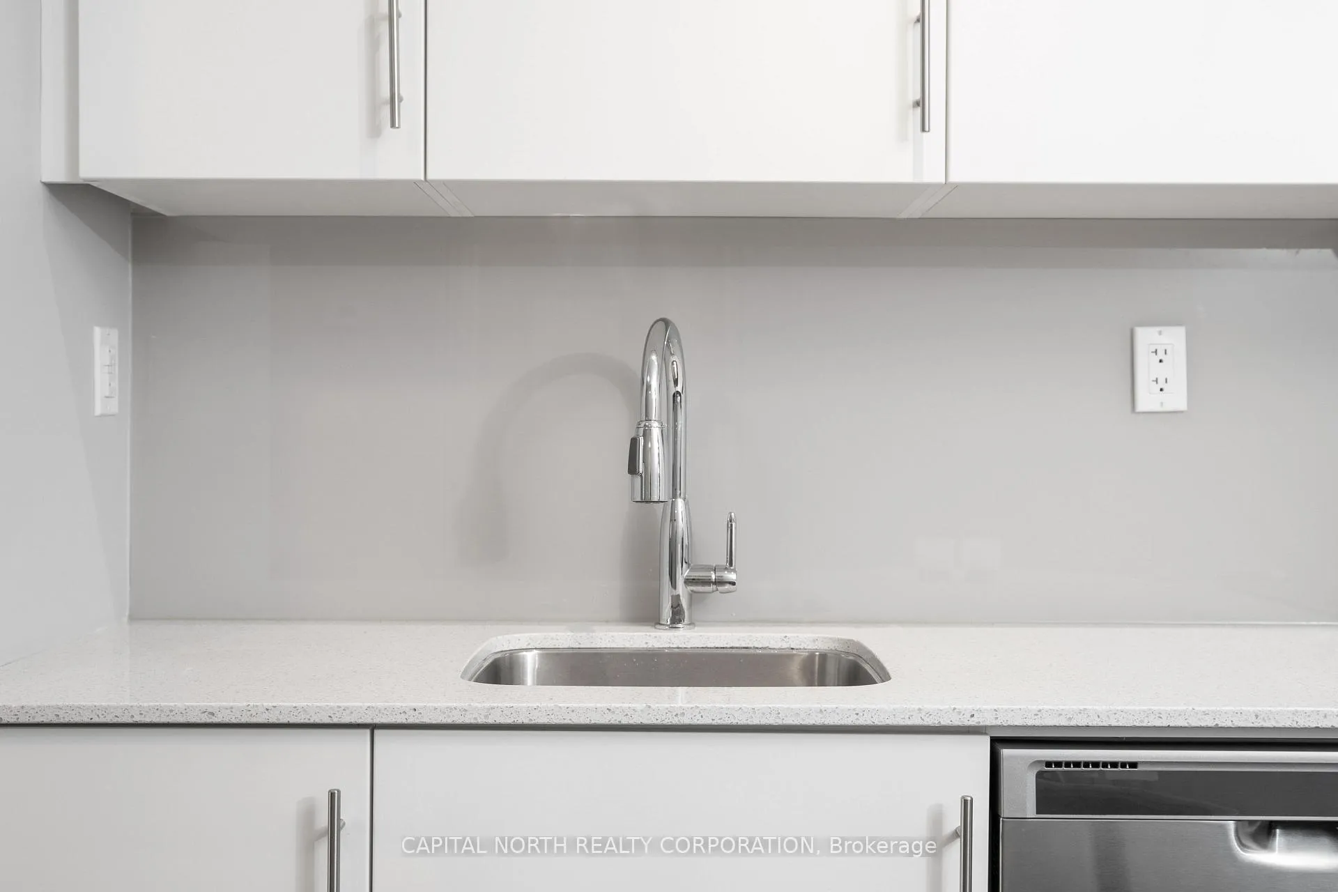 Photo 9 of Unit 326, 460 Adelaide Street E, Toronto, Moss Park — HOMEH